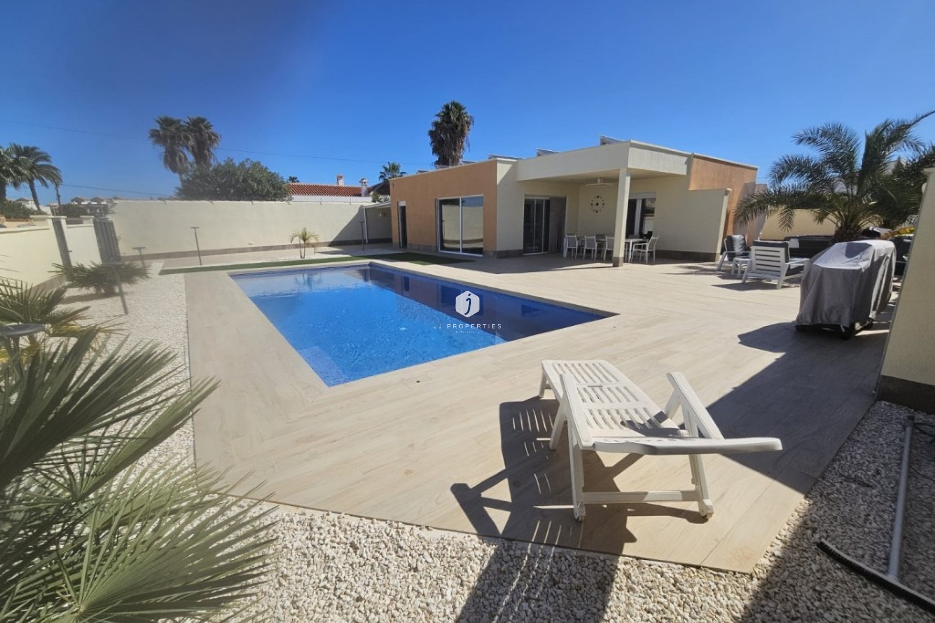 Z drugiej ręki - Villa -
Torrevieja - Costa Blanca