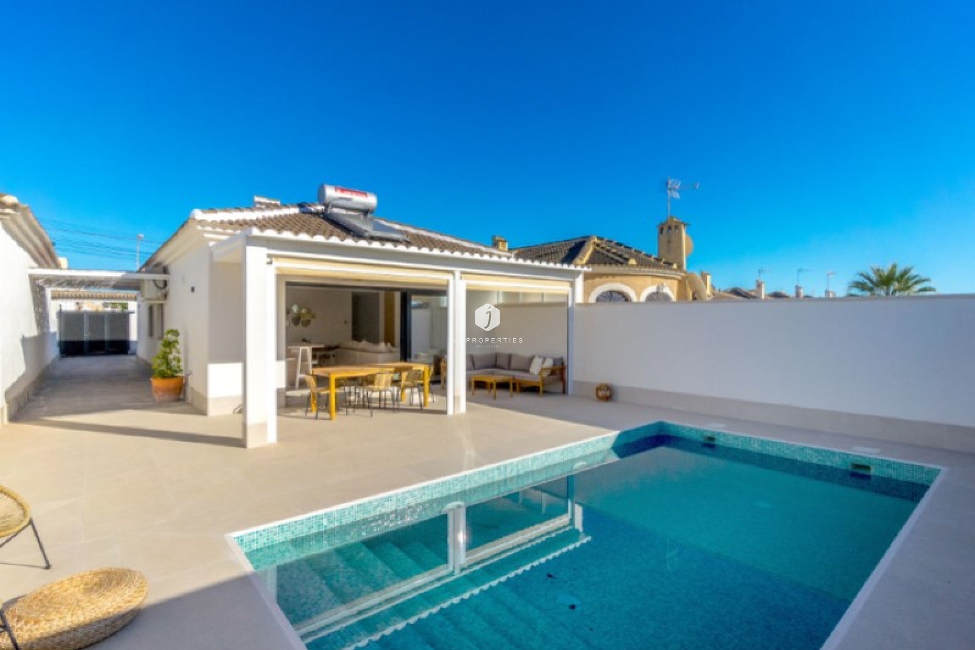 Z drugiej ręki - Villa -
Torrevieja - Costa Blanca