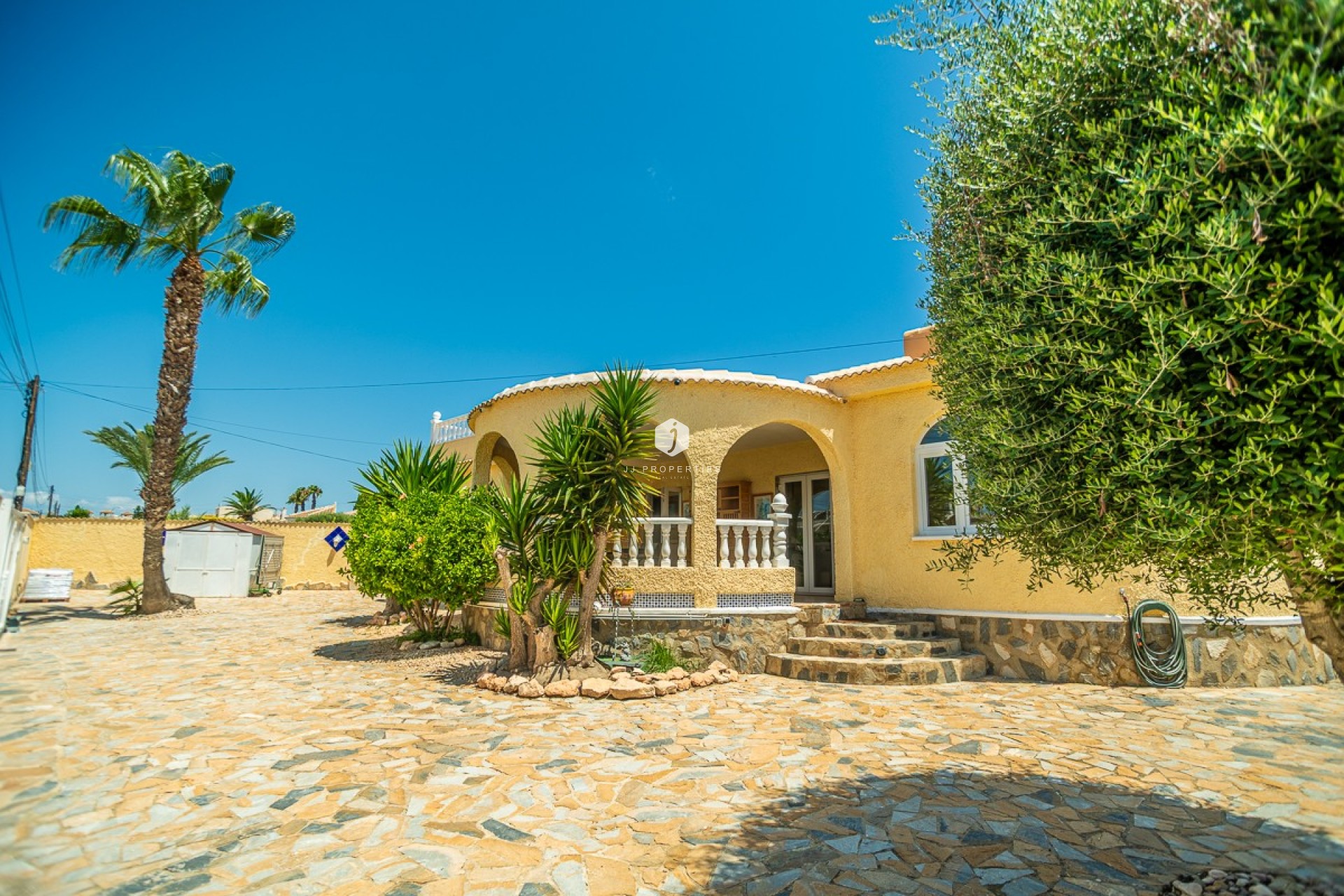Z drugiej ręki - Villa -
Torrevieja - Costa Blanca