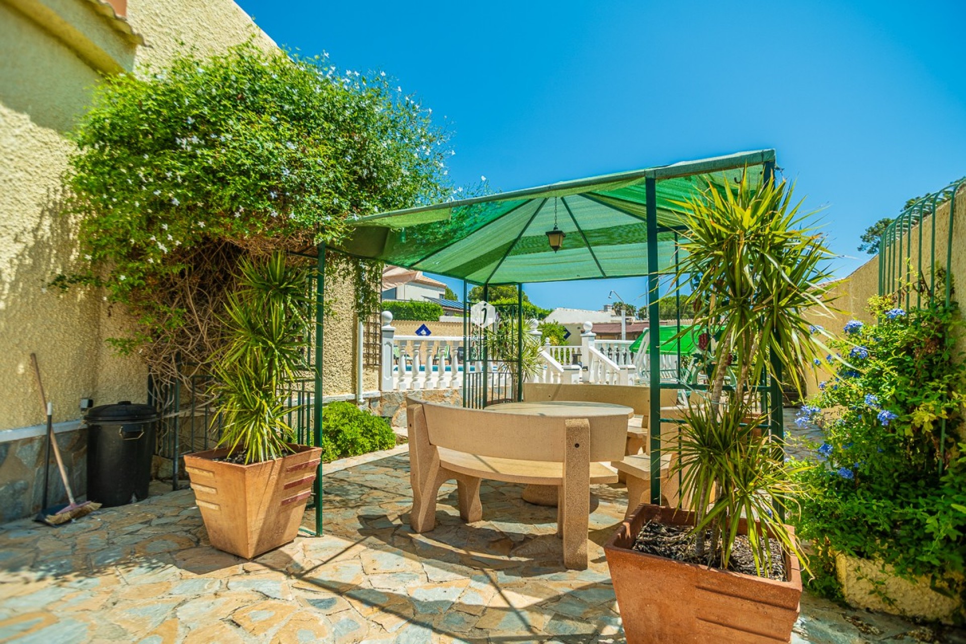 Z drugiej ręki - Villa -
Torrevieja - Costa Blanca