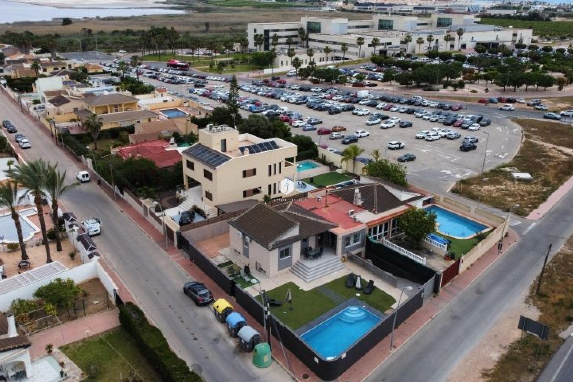 Z drugiej ręki - Villa -
Torrevieja - Costa Blanca