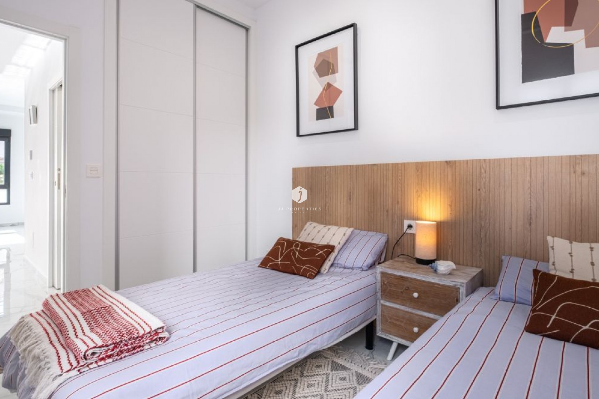 Z drugiej ręki - Villa -
Torrevieja - Costa Blanca