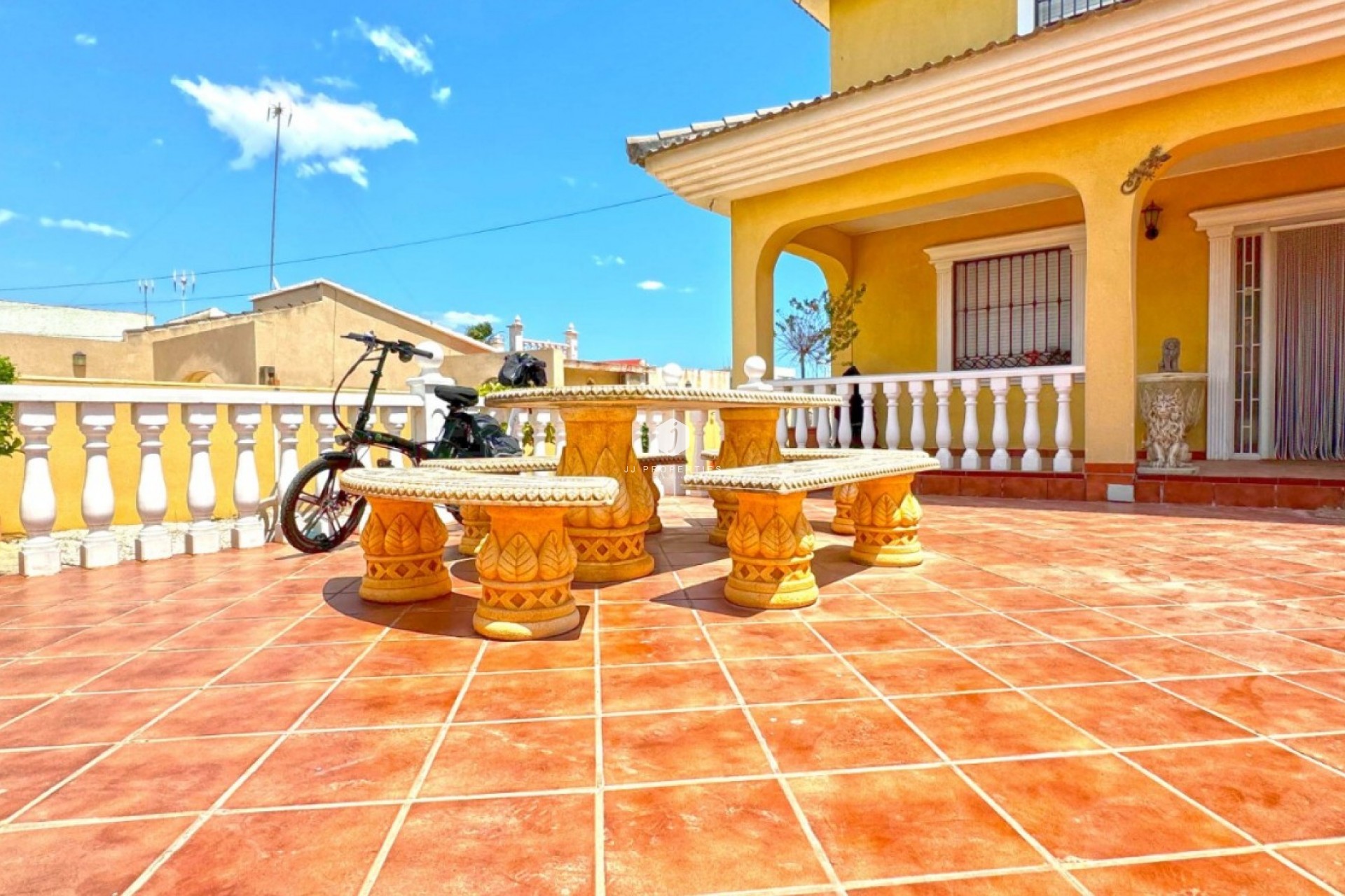 Z drugiej ręki - Villa -
Torrevieja - Costa Blanca