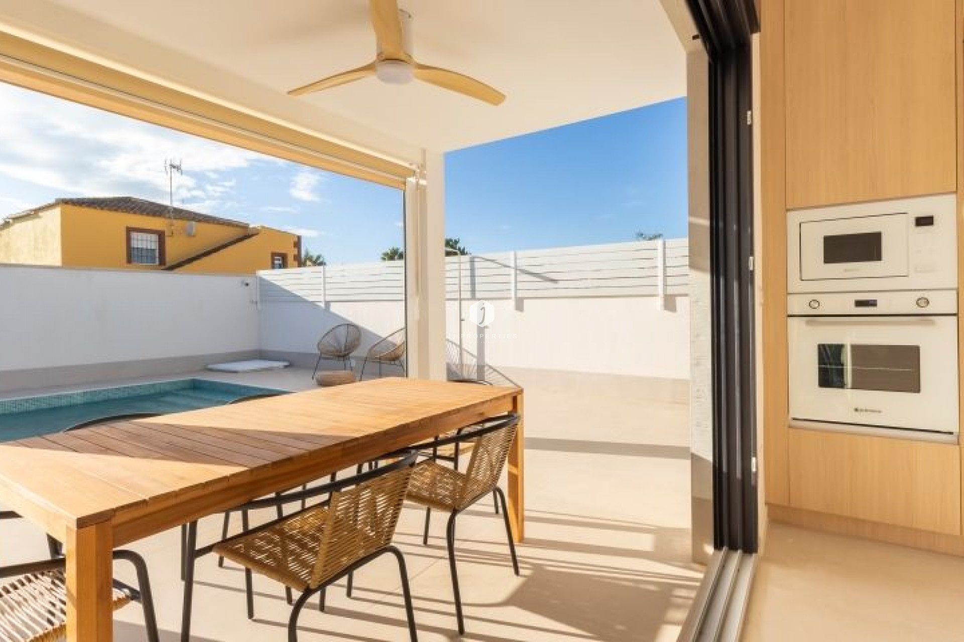 Z drugiej ręki - Villa -
Torrevieja - Costa Blanca