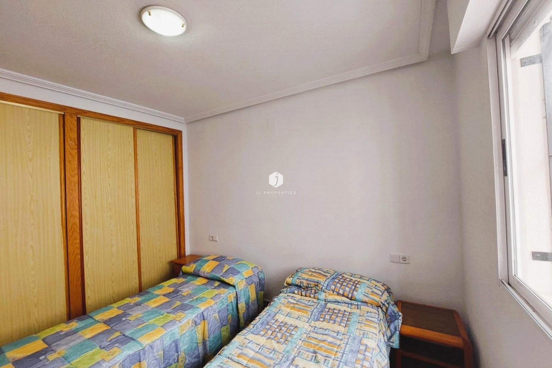 Z drugiej ręki - Villa -
Torrevieja - Costa Blanca