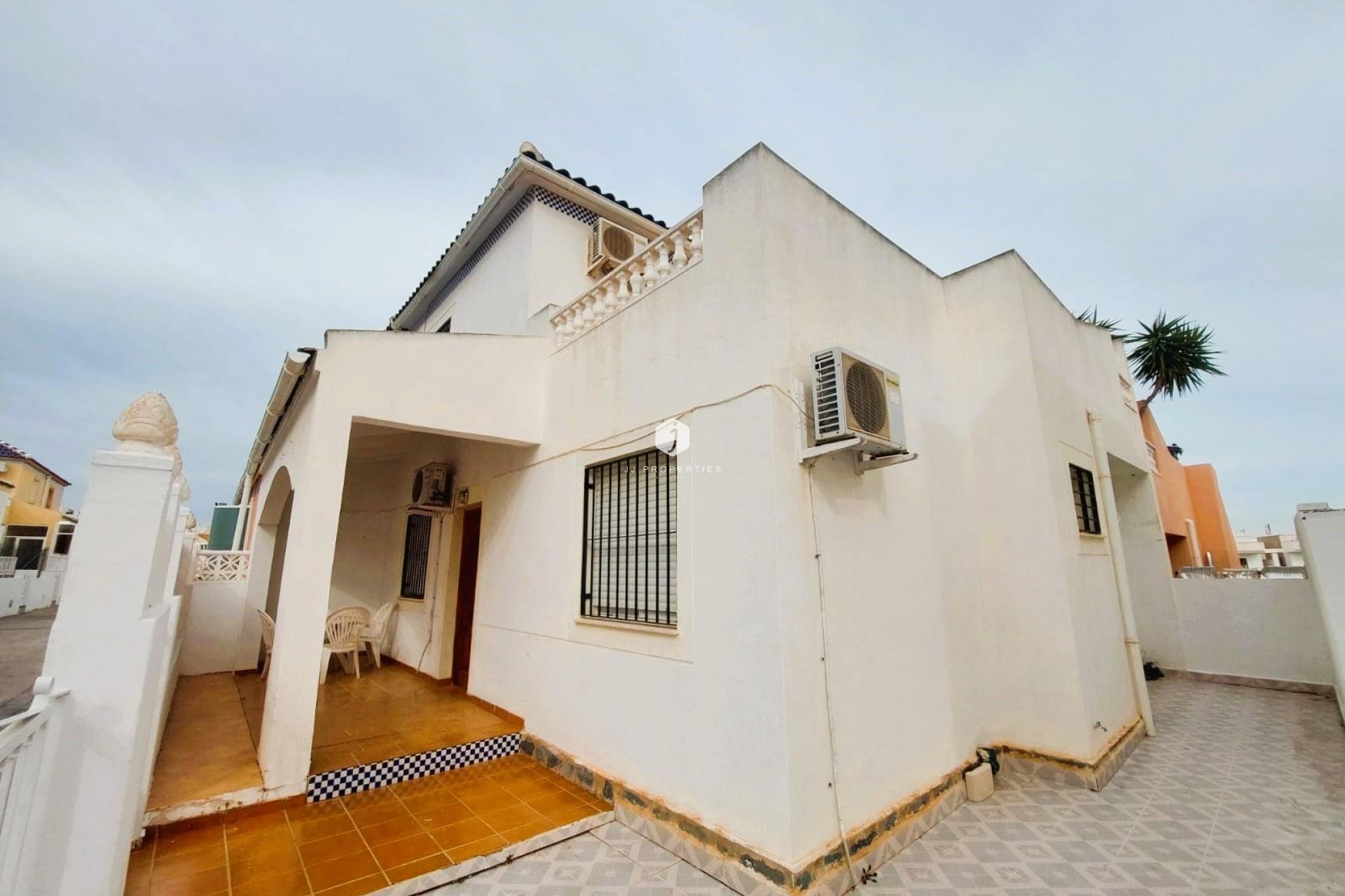 Z drugiej ręki - Villa -
Torrevieja - Costa Blanca