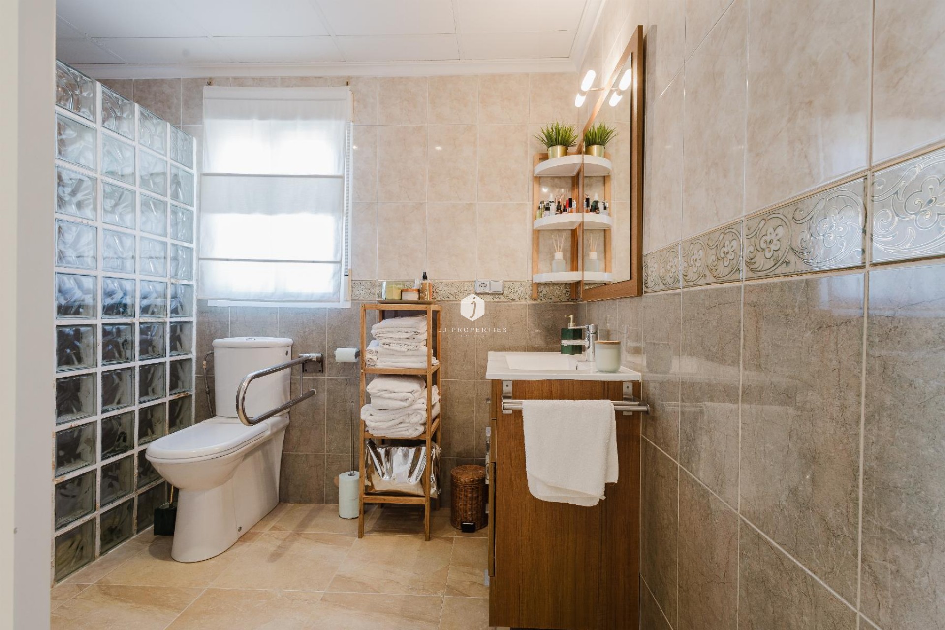 Z drugiej ręki - Villa -
Torrevieja - Costa Blanca