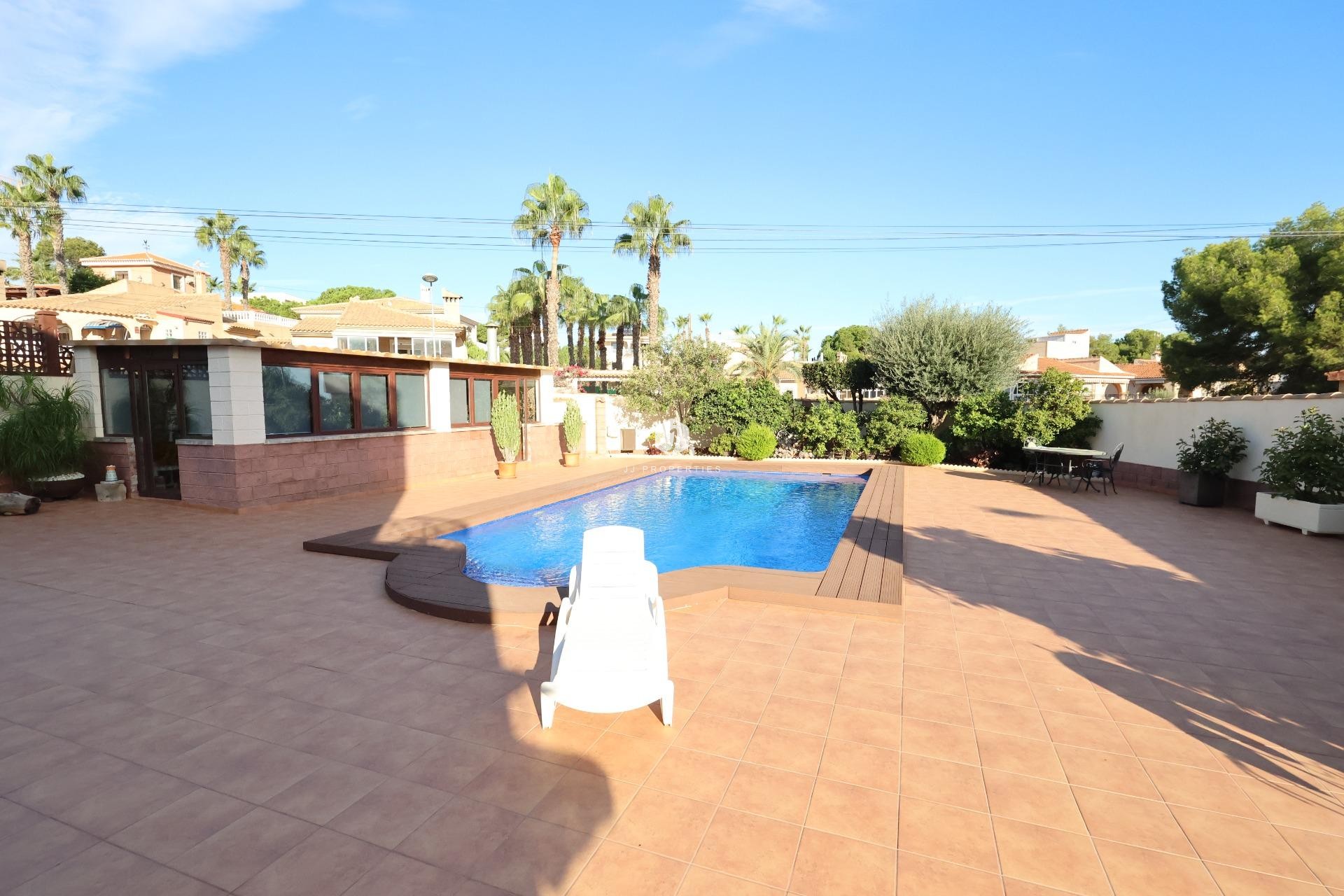 Z drugiej ręki - Villa -
Torrevieja - Costa Blanca