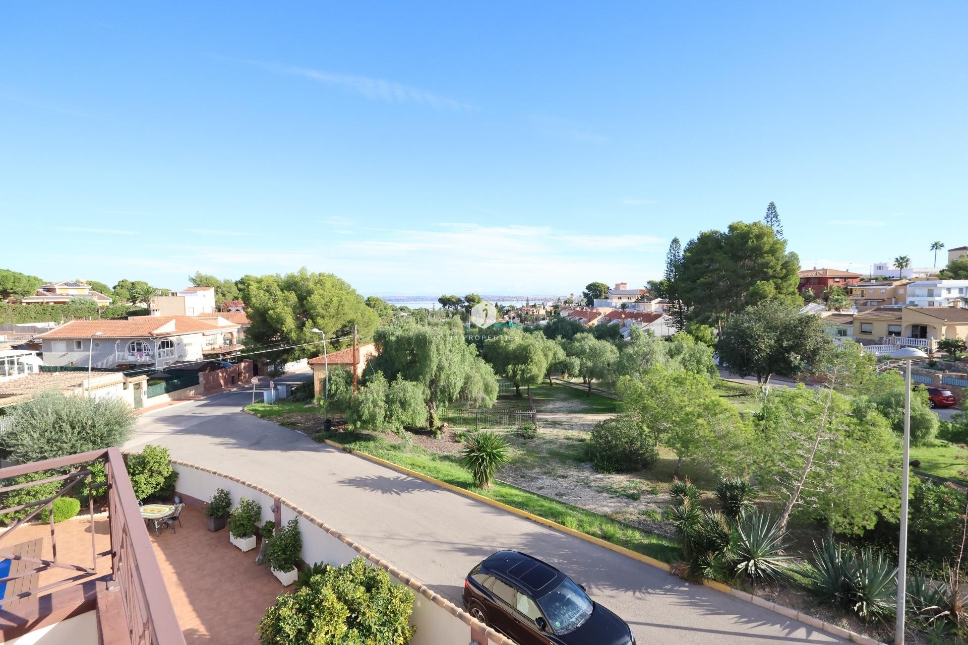 Z drugiej ręki - Villa -
Torrevieja - Costa Blanca