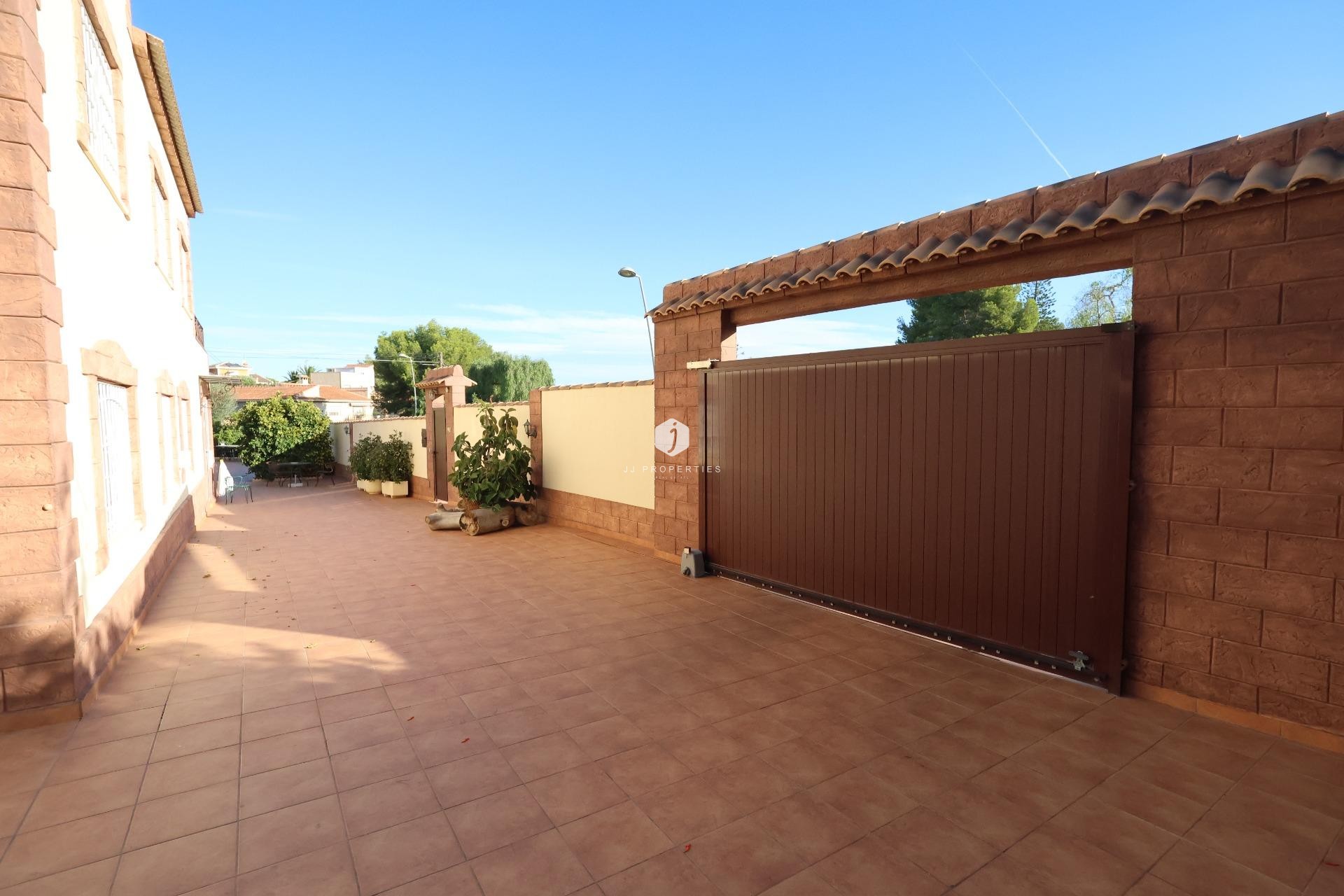 Z drugiej ręki - Villa -
Torrevieja - Costa Blanca