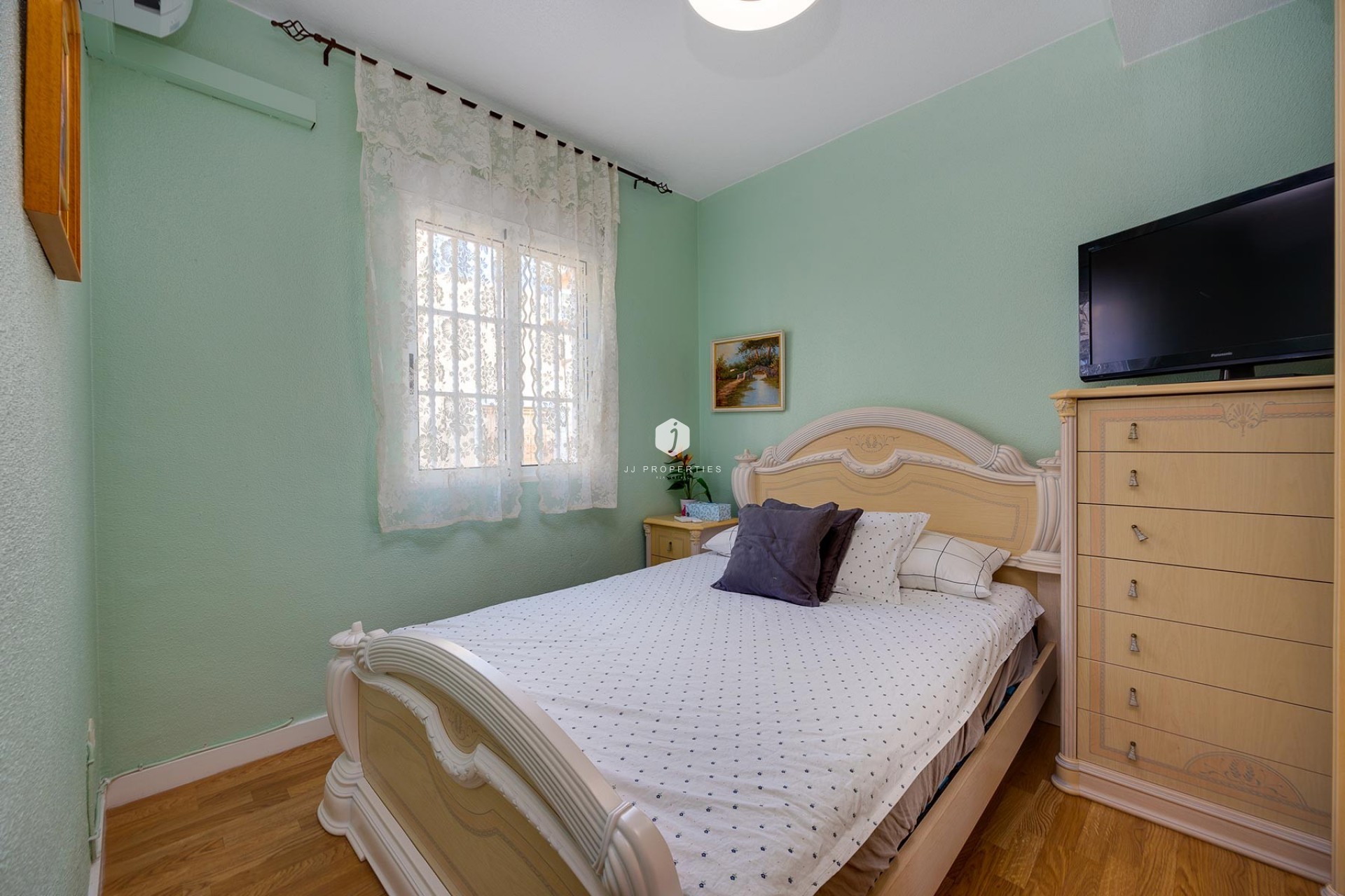 Z drugiej ręki - Villa -
Torrevieja - Costa Blanca