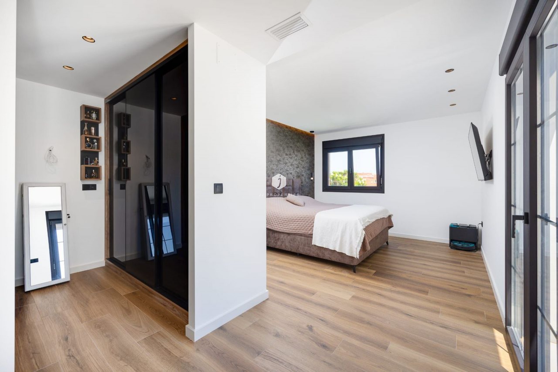 Z drugiej ręki - Villa -
Torrevieja - Costa Blanca