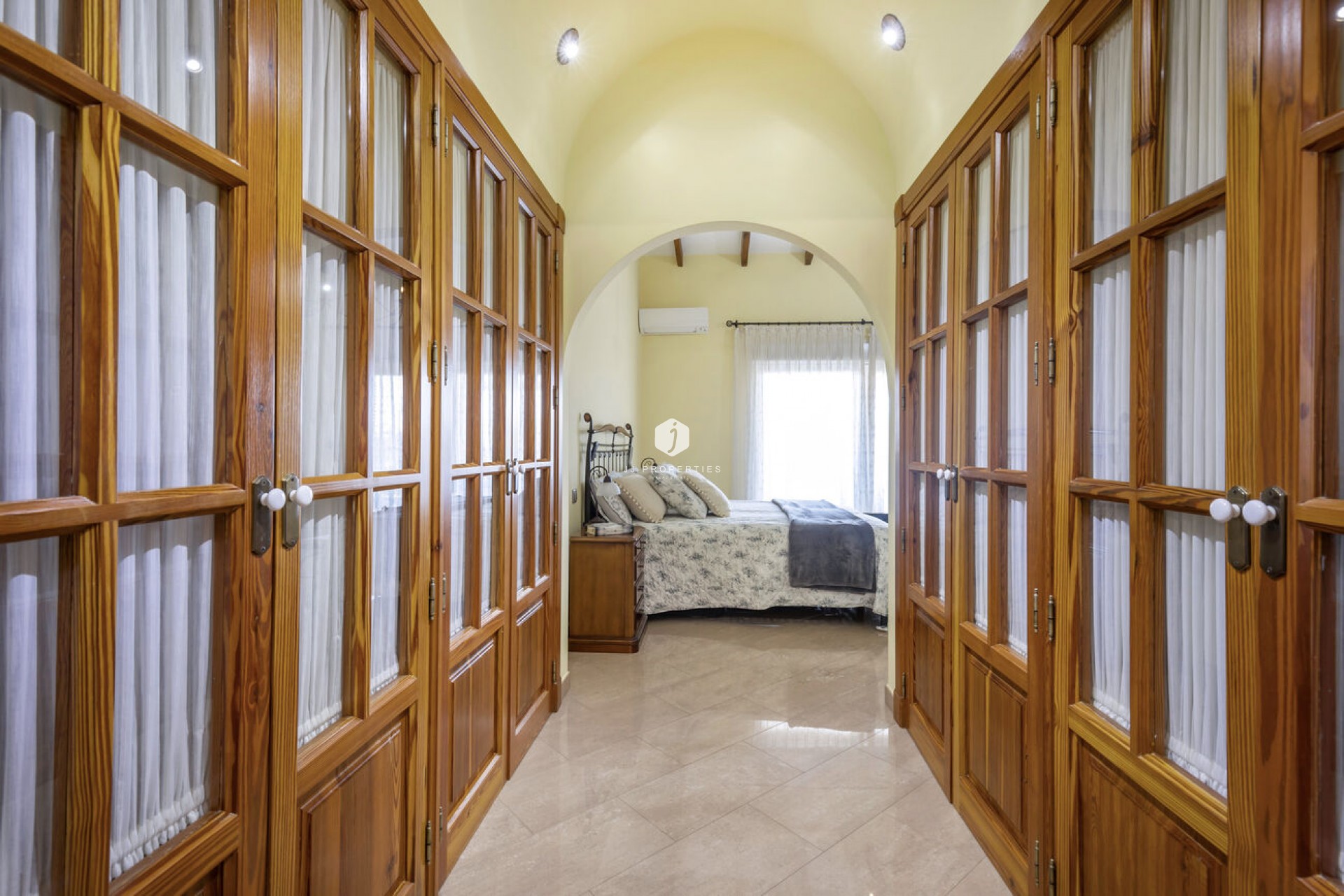 Z drugiej ręki - Villa -
Torrevieja - Costa Blanca