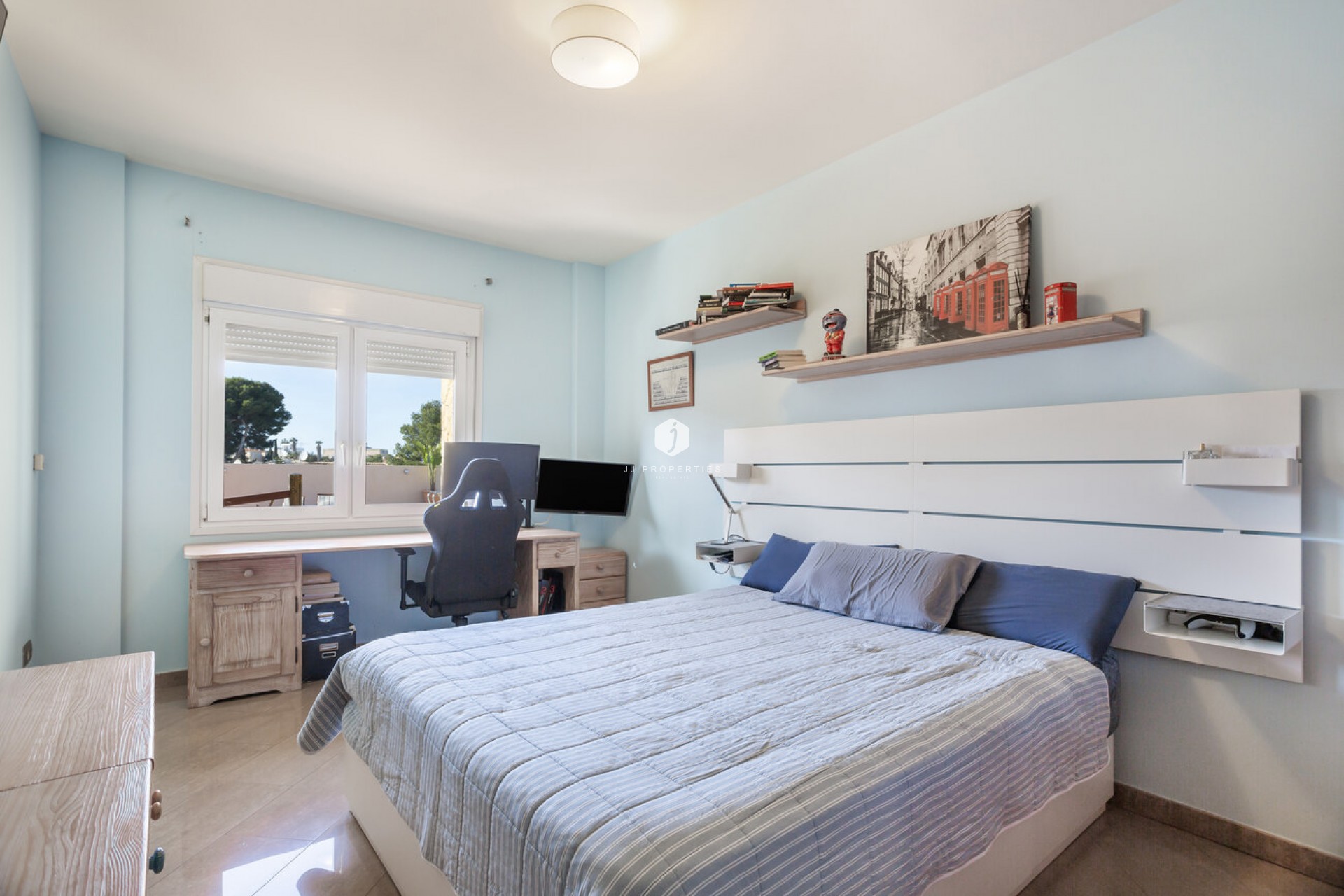 Z drugiej ręki - Villa -
Torrevieja - Costa Blanca