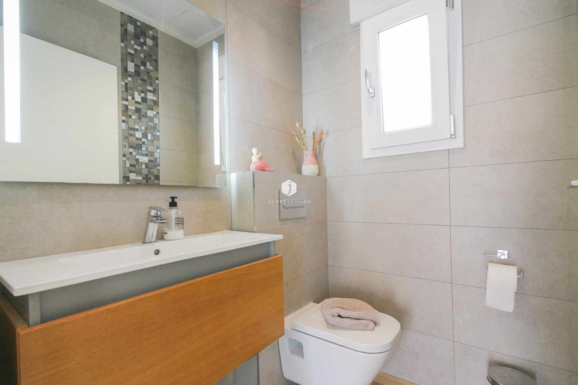 Z drugiej ręki - Villa -
Torrevieja - Costa Blanca