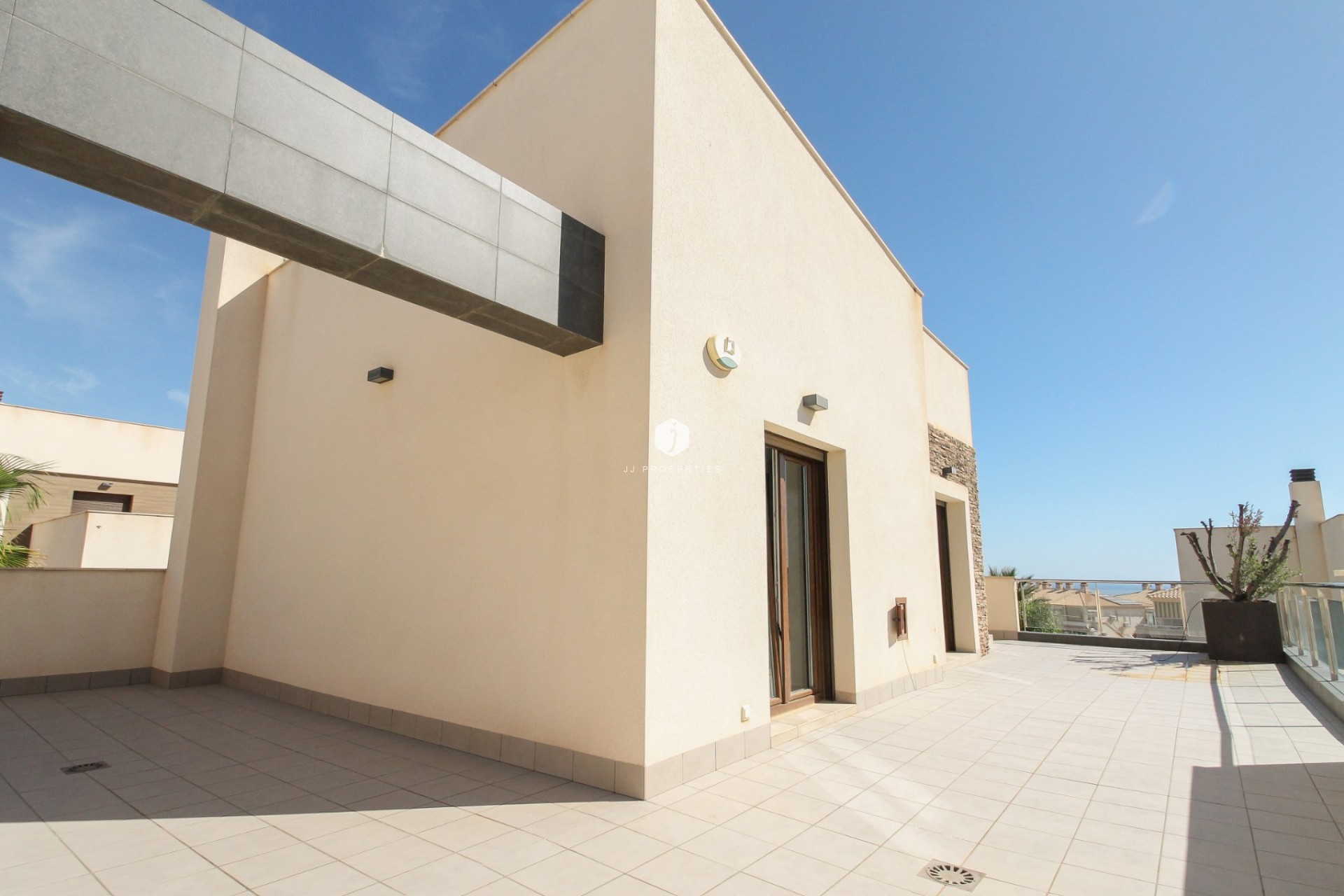Z drugiej ręki - Villa -
Torrevieja - Costa Blanca