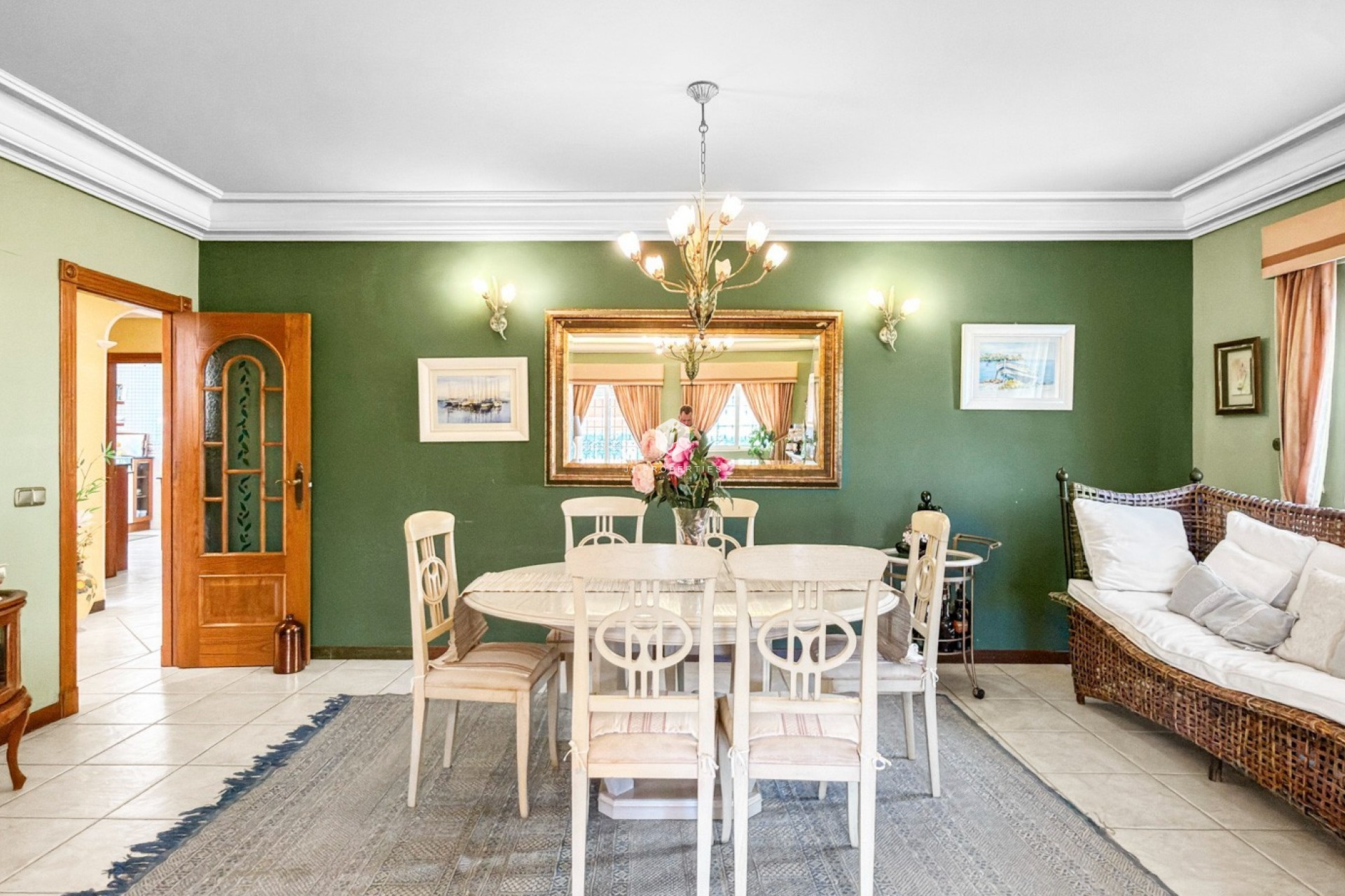 Z drugiej ręki - Villa -
Torrevieja - Costa Blanca