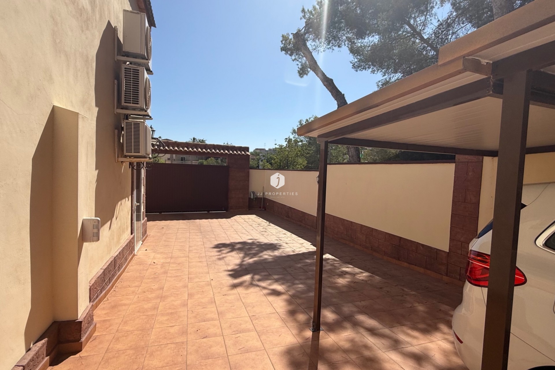 Z drugiej ręki - Villa -
Torrevieja - Costa Blanca