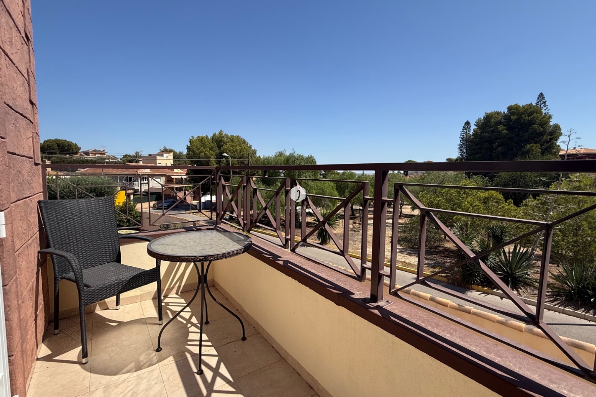 Z drugiej ręki - Villa -
Torrevieja - Costa Blanca
