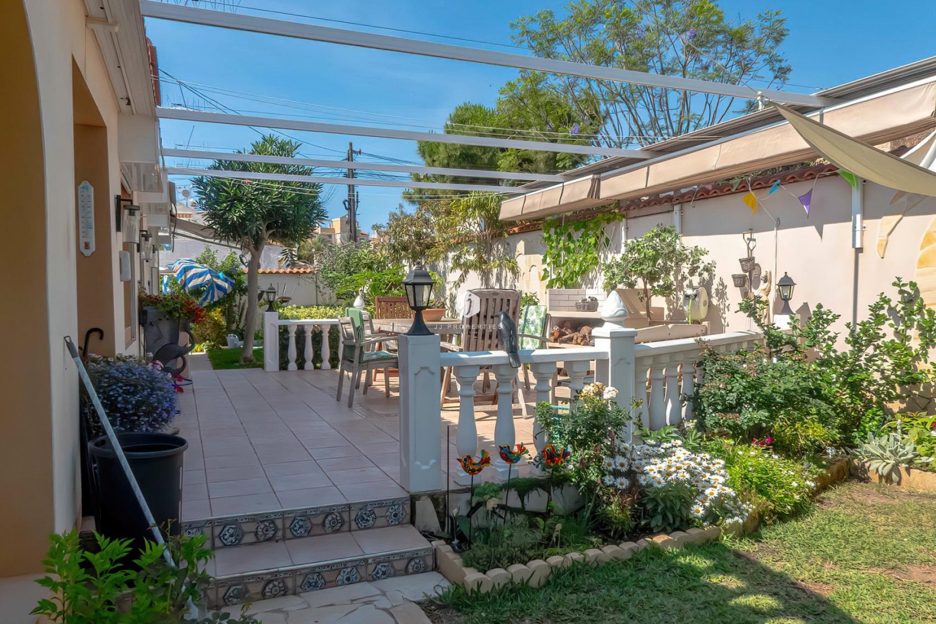 Z drugiej ręki - Villa -
Torrevieja - Costa Blanca