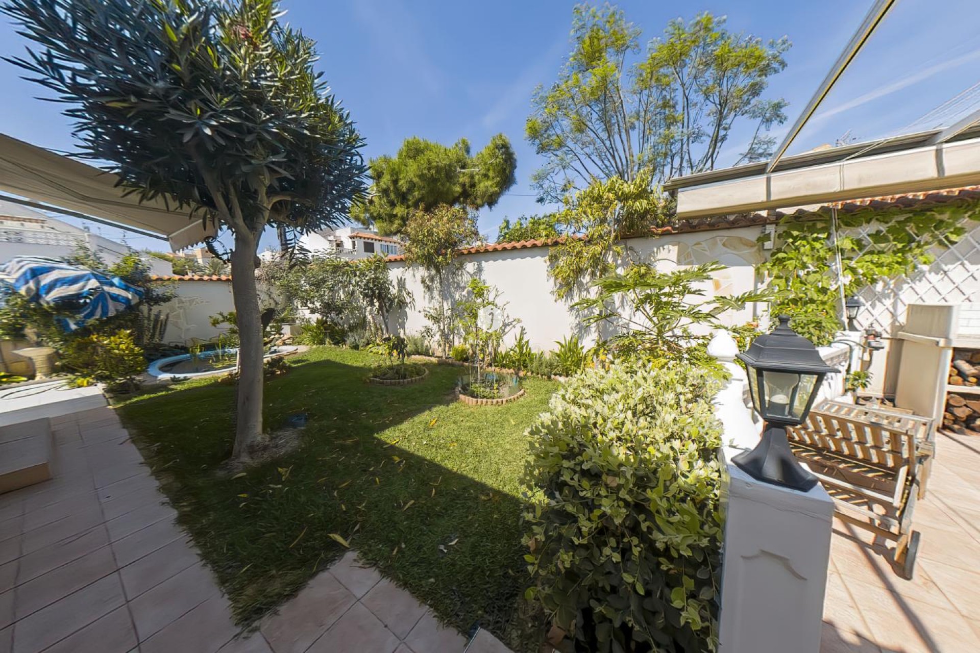 Z drugiej ręki - Villa -
Torrevieja - Costa Blanca