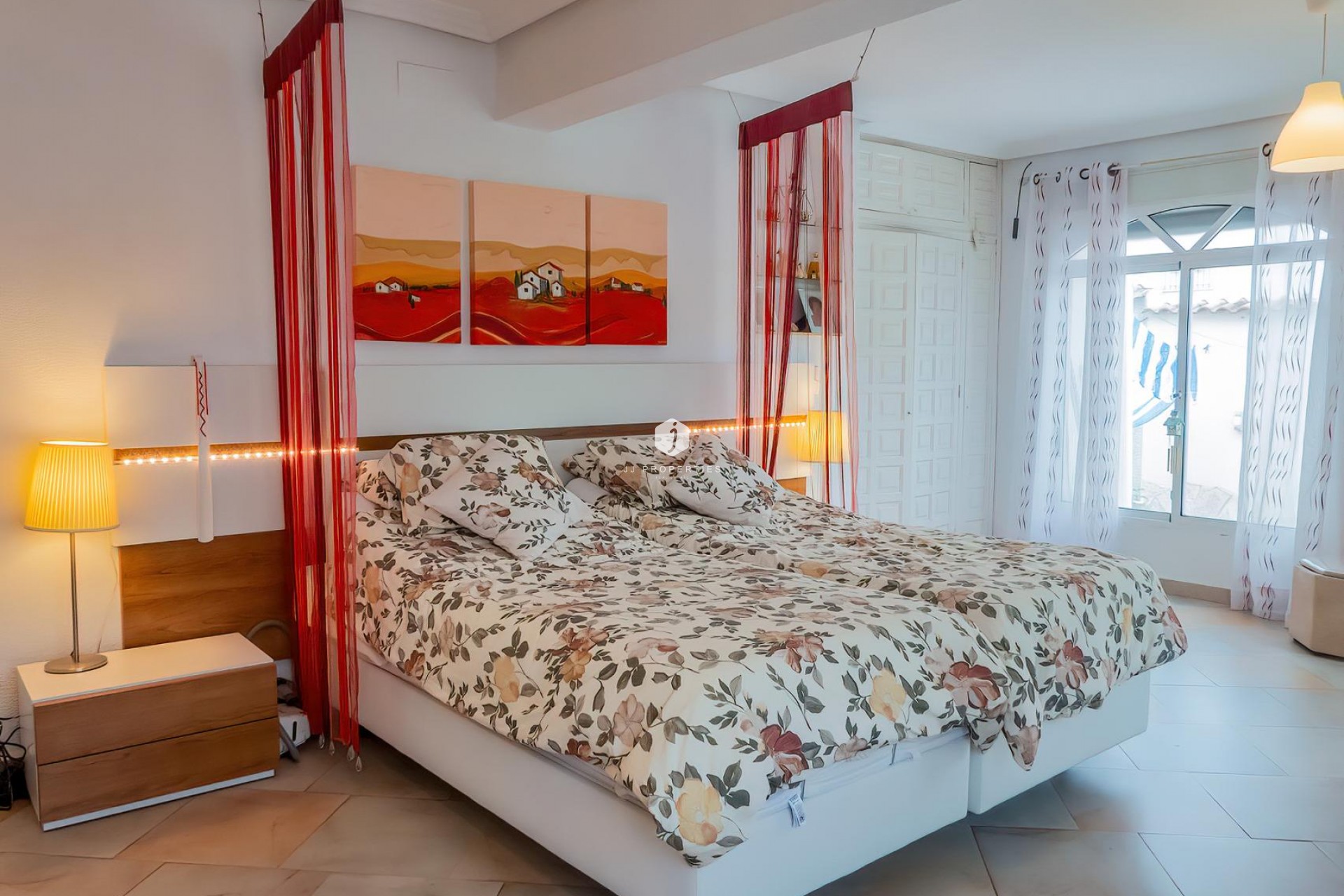 Z drugiej ręki - Villa -
Torrevieja - Costa Blanca