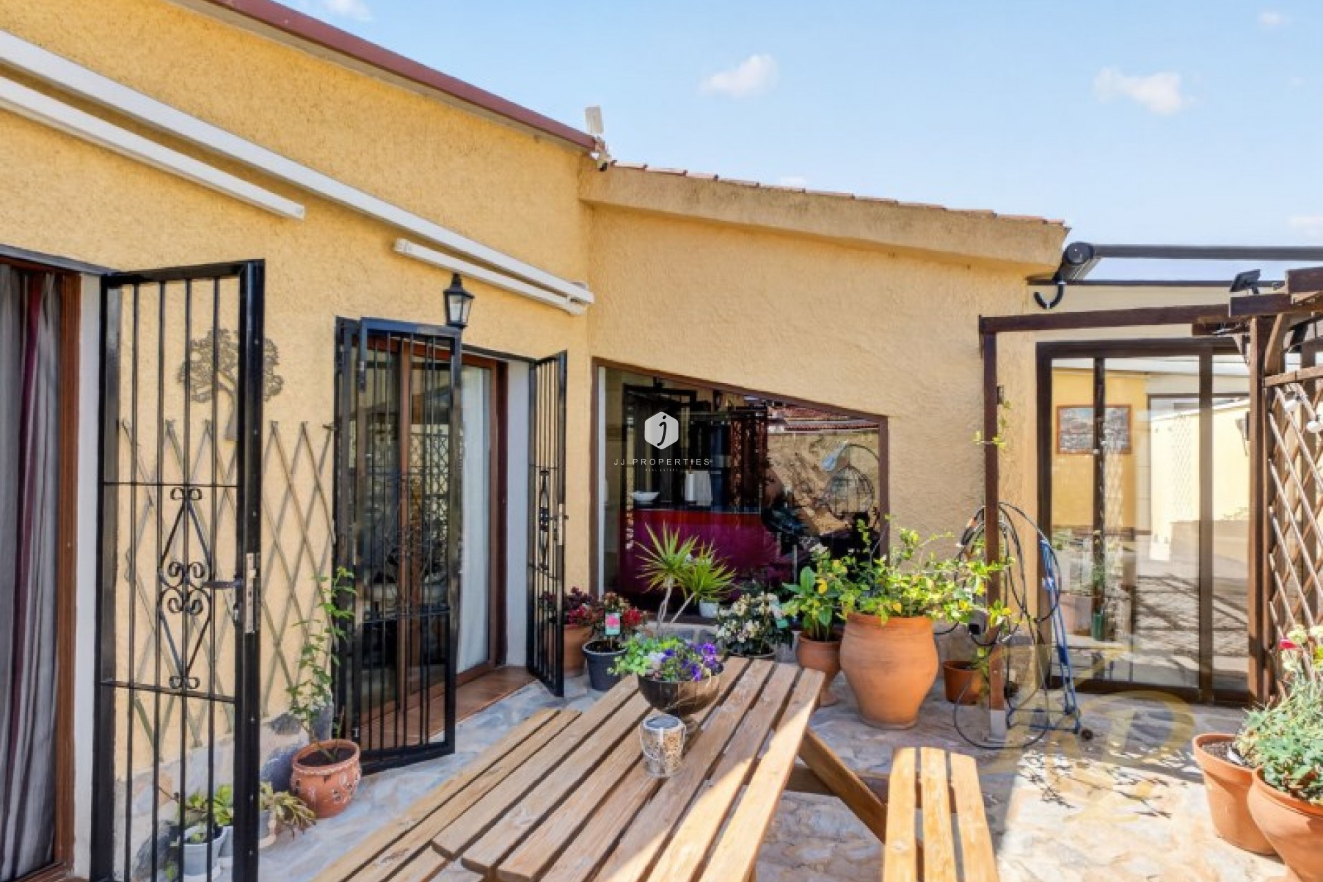 Z drugiej ręki - Villa -
Torrevieja - Costa Blanca