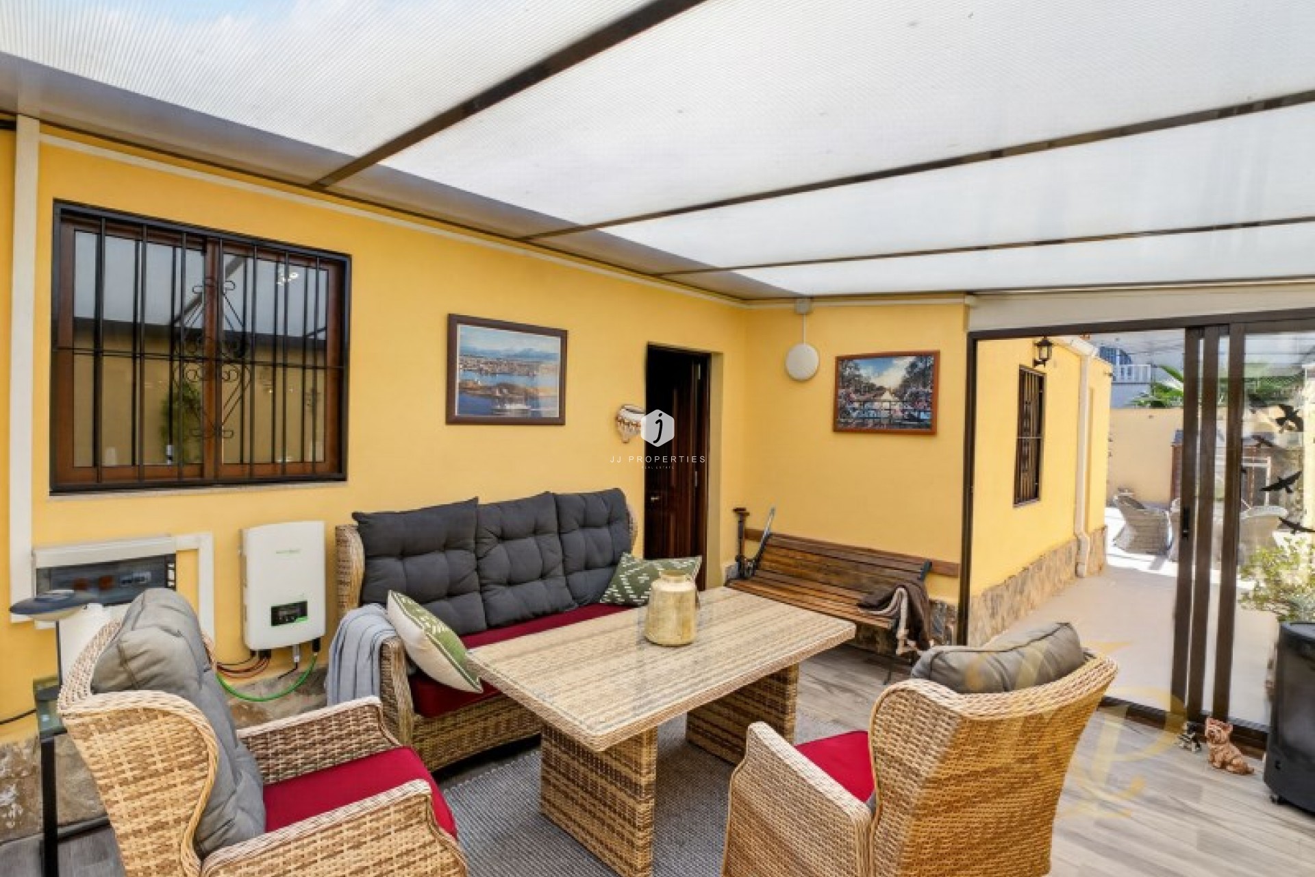 Z drugiej ręki - Villa -
Torrevieja - Costa Blanca