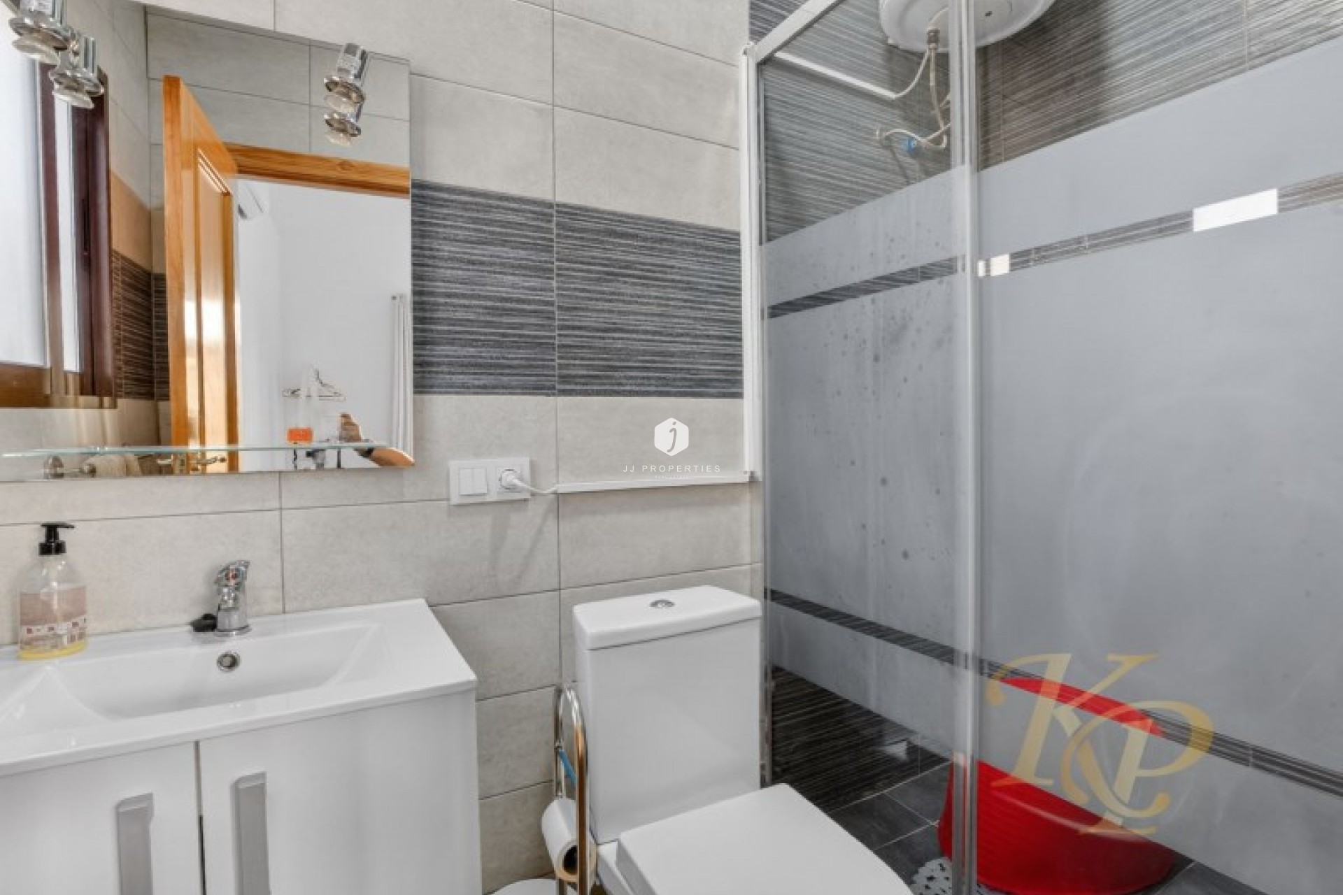 Z drugiej ręki - Villa -
Torrevieja - Costa Blanca