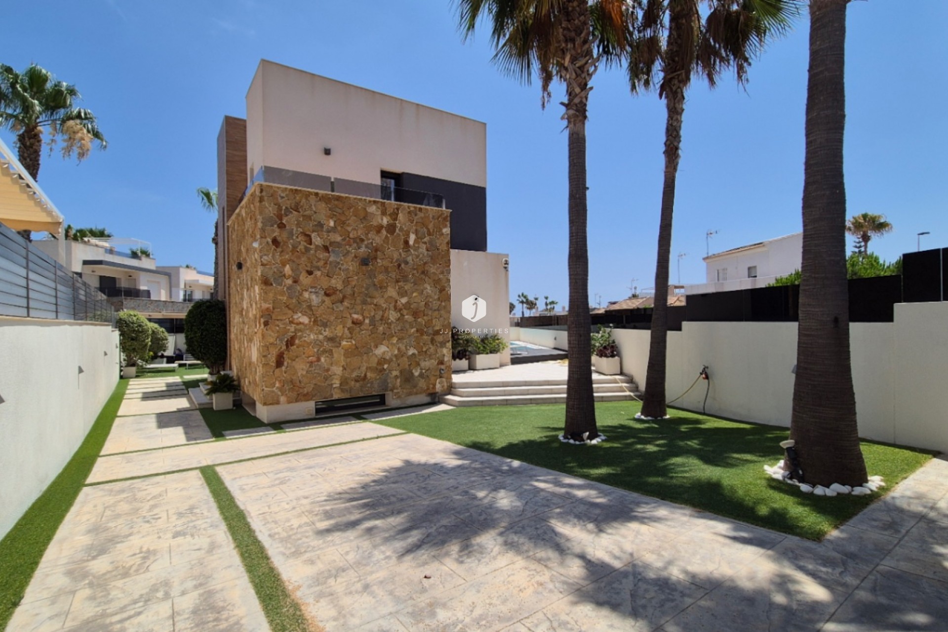 Z drugiej ręki - Villa -
Torrevieja - Costa Blanca