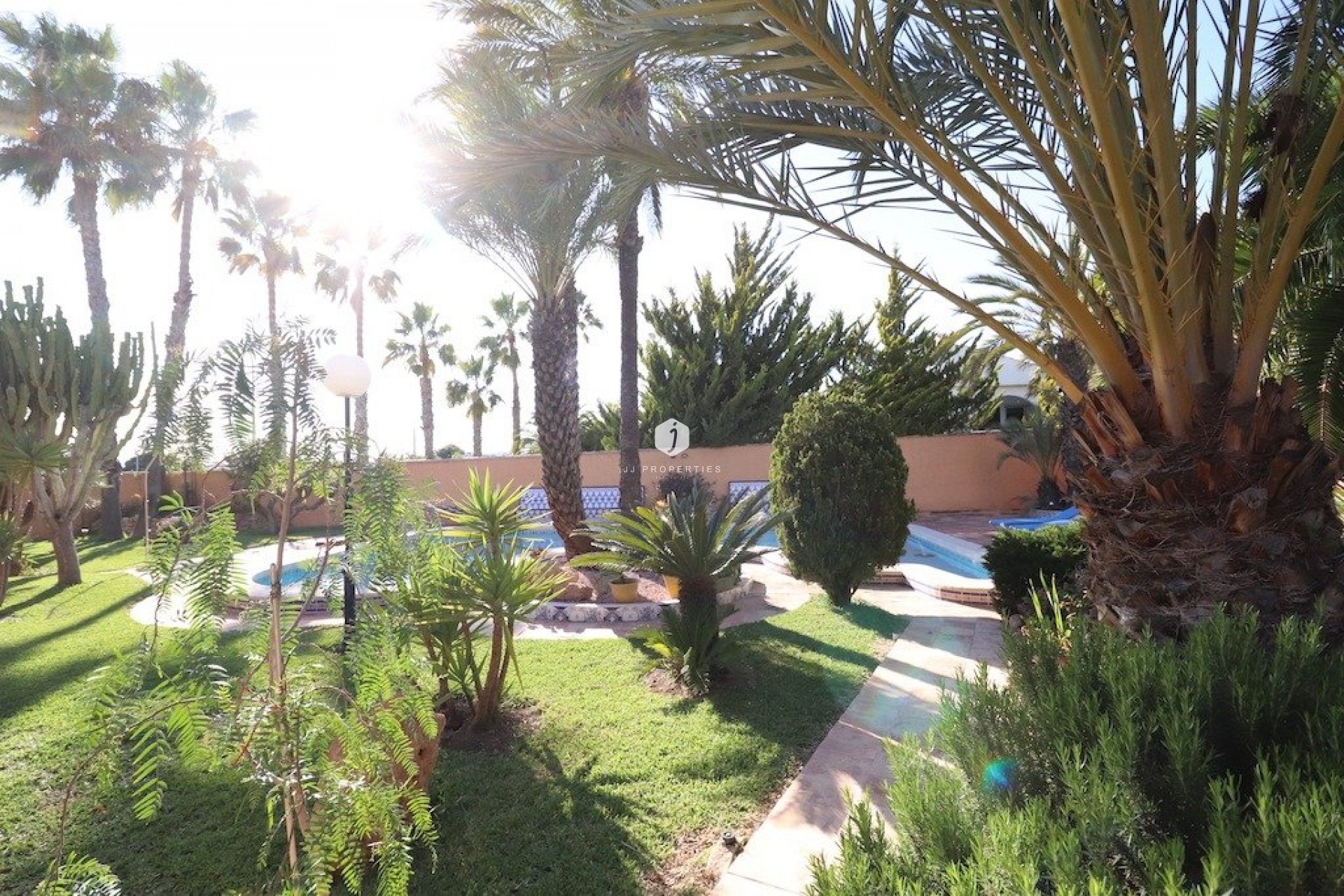 Z drugiej ręki - Villa -
Torrevieja - Costa Blanca
