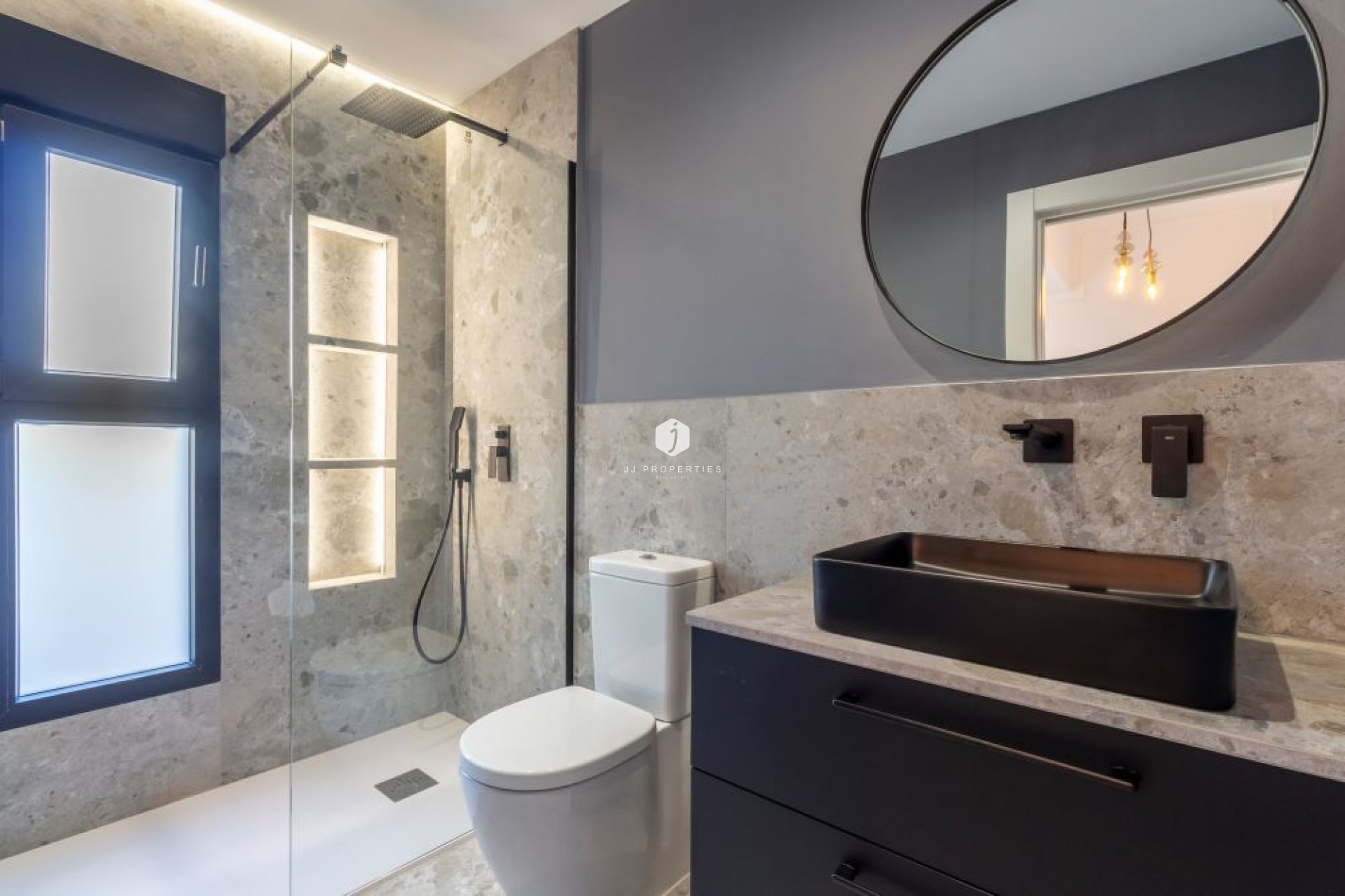 Z drugiej ręki - Villa -
Torrevieja - Costa Blanca