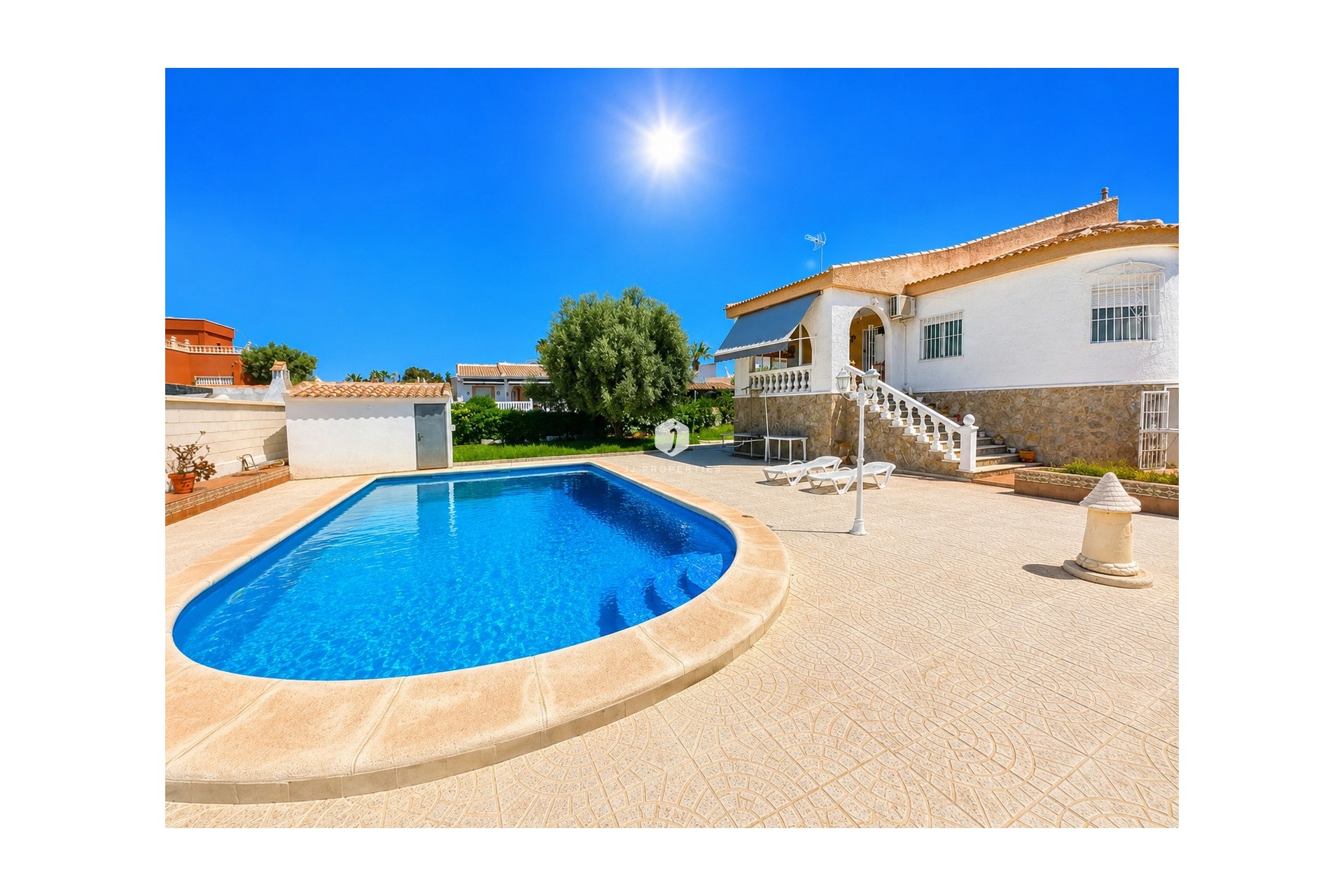 Z drugiej ręki - Villa -
Torrevieja - Costa Blanca