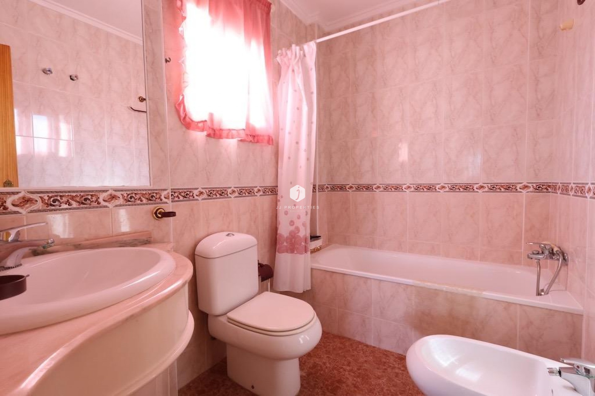 Z drugiej ręki - Villa -
Torrevieja - Costa Blanca