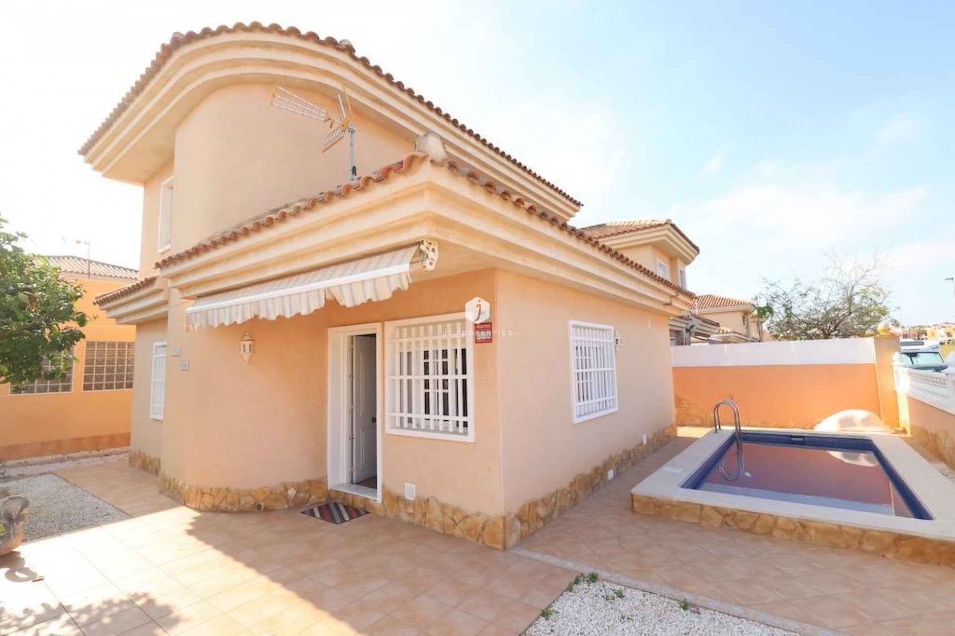 Z drugiej ręki - Villa -
Torrevieja - Costa Blanca