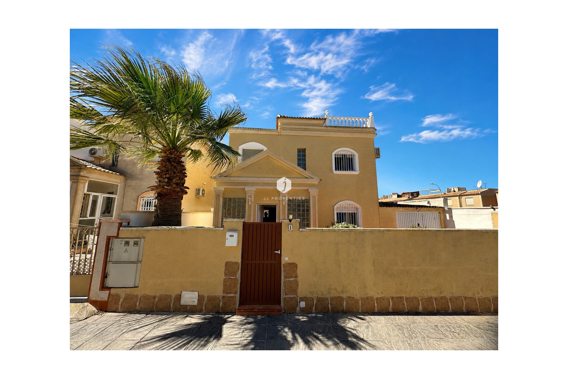 Z drugiej ręki - Villa -
Torrevieja - Costa Blanca