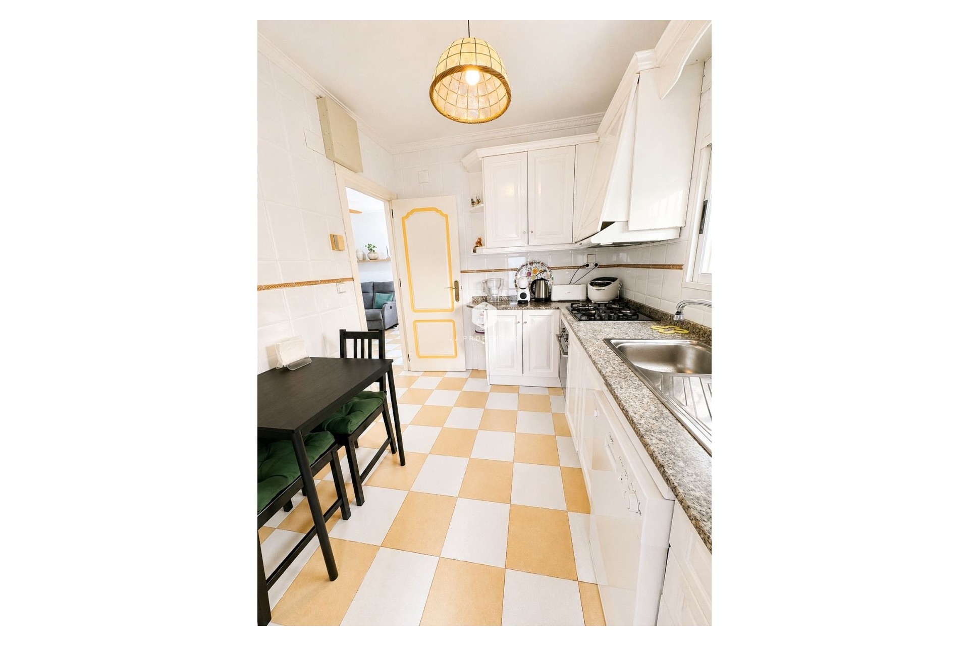 Z drugiej ręki - Villa -
Torrevieja - Costa Blanca