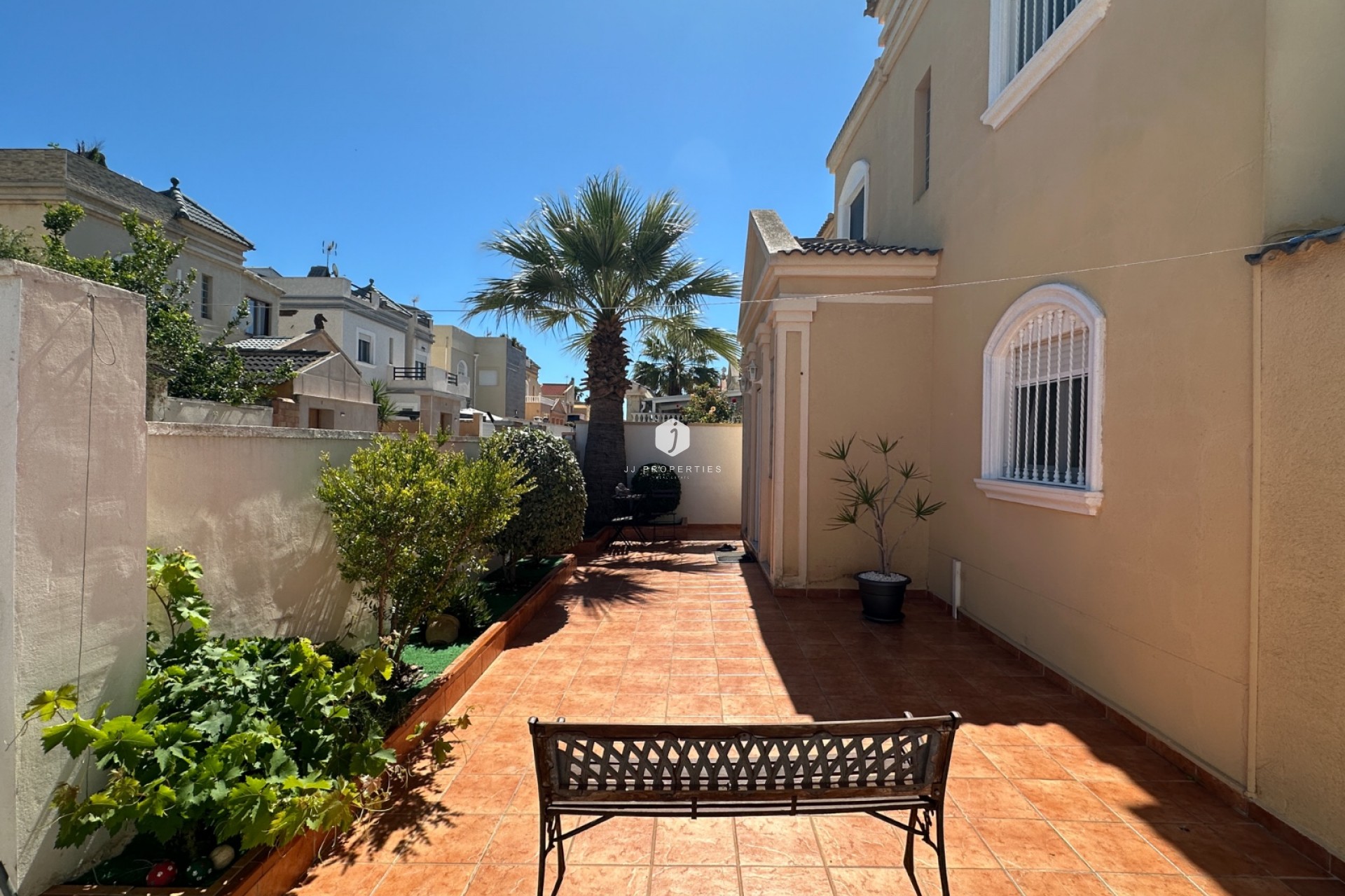 Z drugiej ręki - Villa -
Torrevieja - Costa Blanca