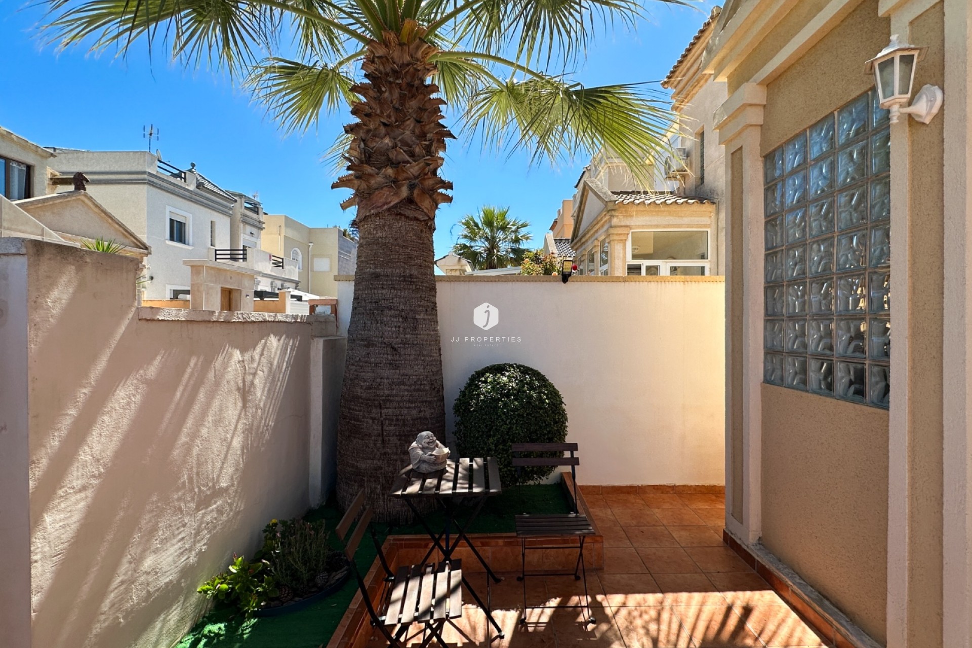 Z drugiej ręki - Villa -
Torrevieja - Costa Blanca