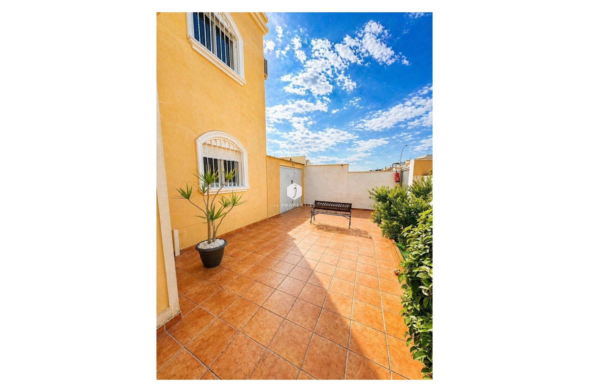 Z drugiej ręki - Villa -
Torrevieja - Costa Blanca