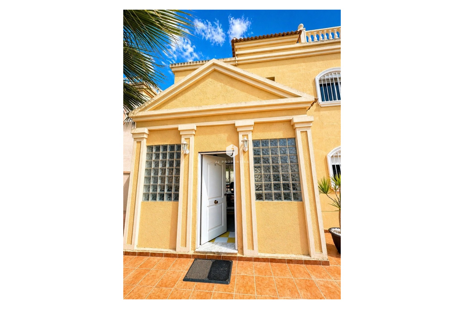 Z drugiej ręki - Villa -
Torrevieja - Costa Blanca