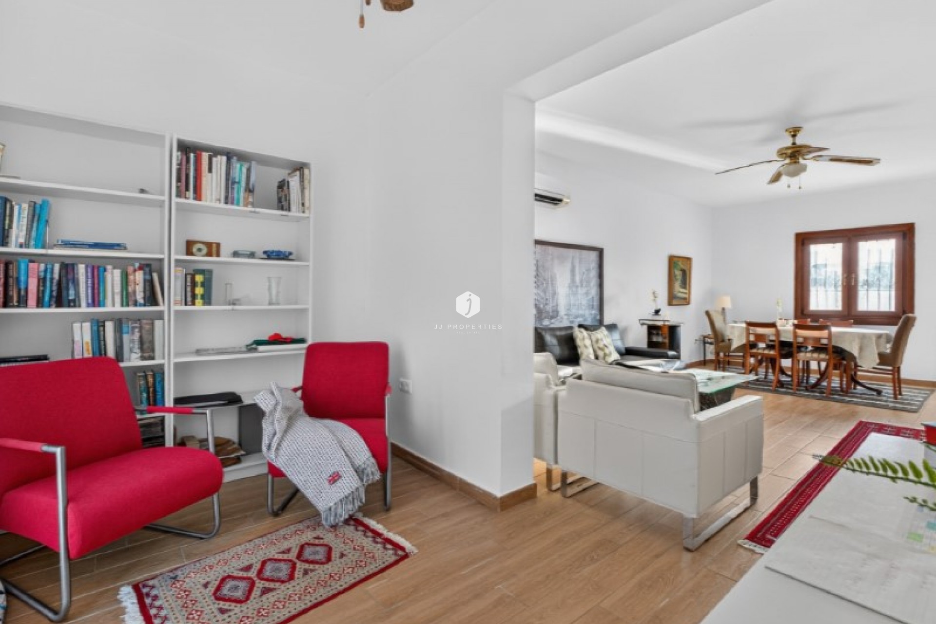 Z drugiej ręki - Villa -
Torrevieja - Costa Blanca