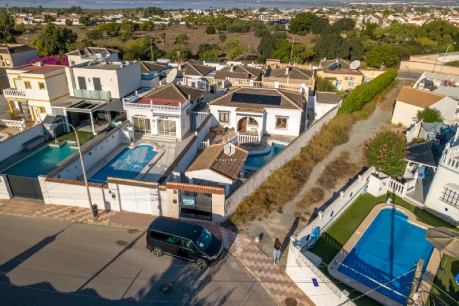 Z drugiej ręki - Villa -
Torrevieja - Costa Blanca