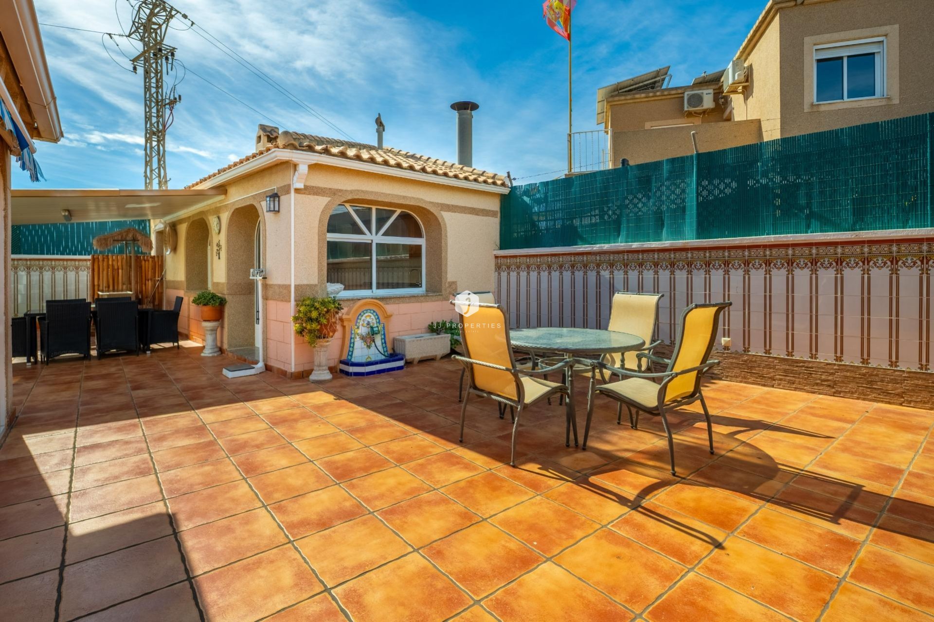 Z drugiej ręki - Villa -
Torrevieja - El chaparral