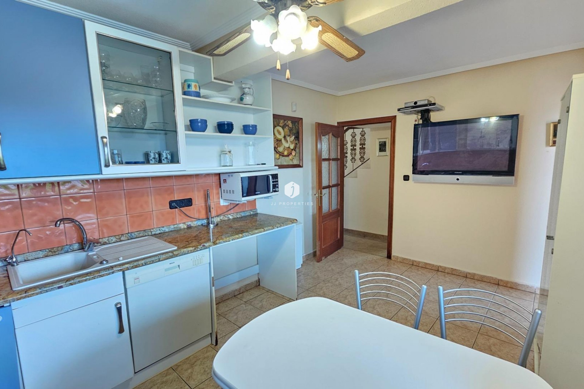 Z drugiej ręki - Villa -
Torrevieja - El chaparral