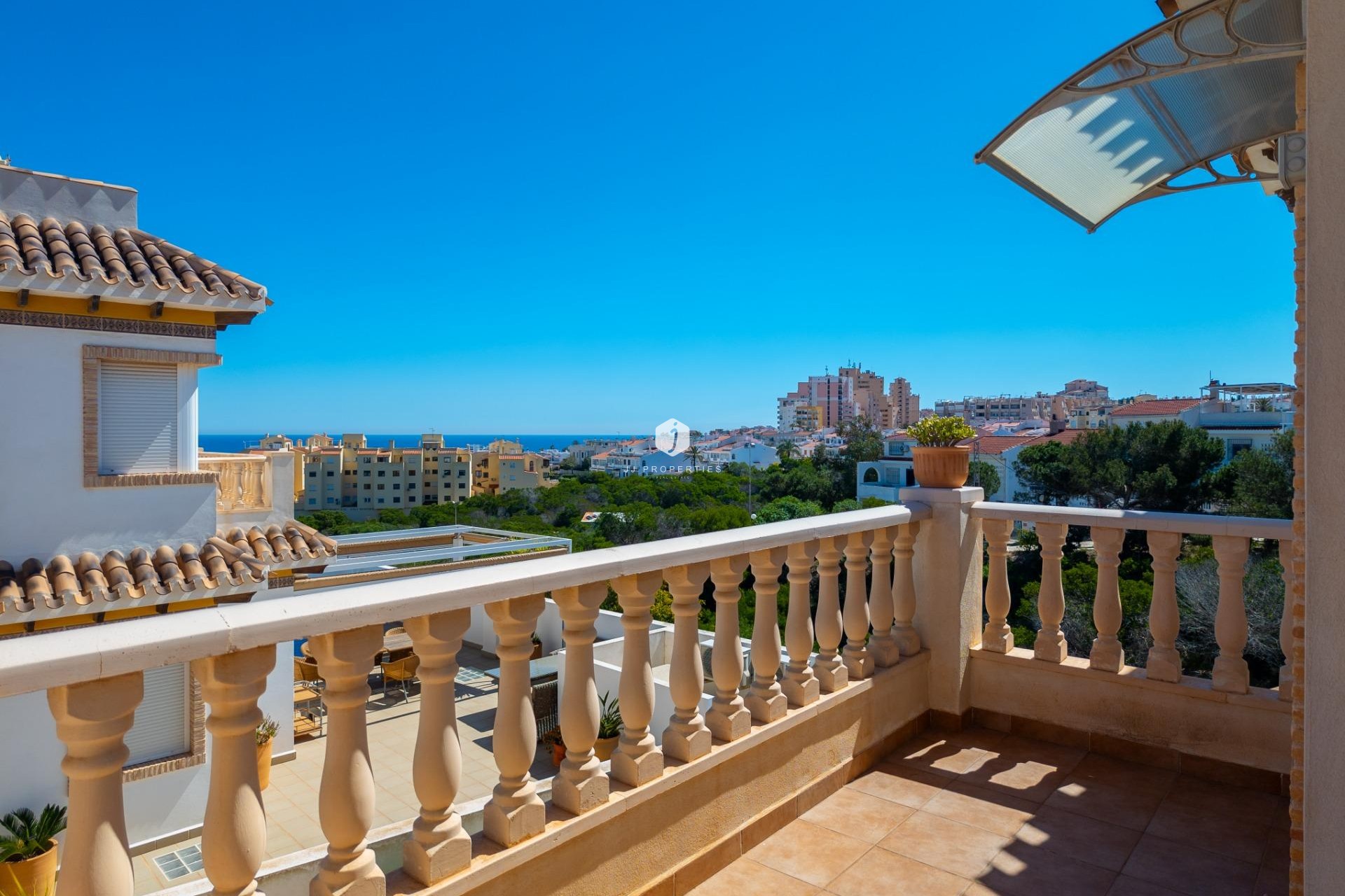 Z drugiej ręki - Villa -
Torrevieja - La Mata