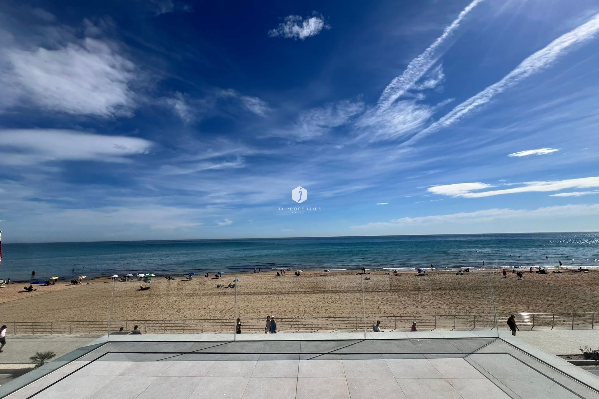 Z drugiej ręki - Villa -
Torrevieja - La Mata