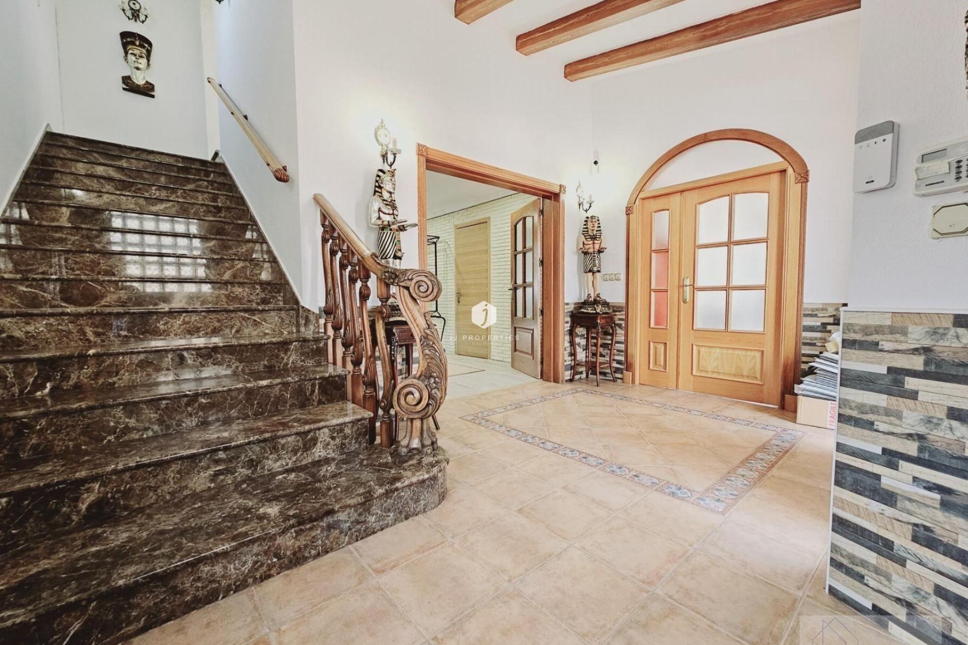 Z drugiej ręki - Villa -
Torrevieja - La Siesta - El Salado - Torreta