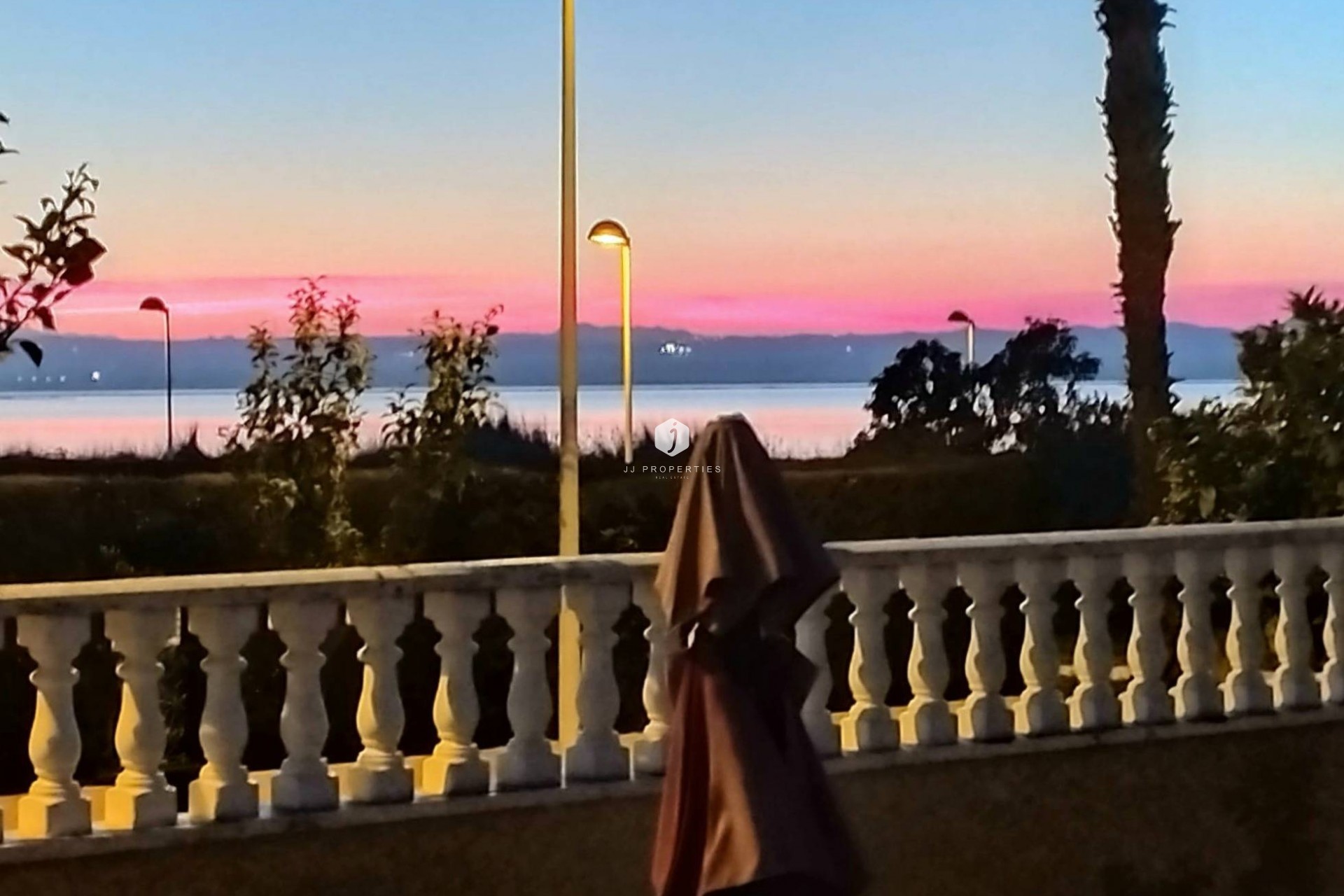 Z drugiej ręki - Villa -
Torrevieja - La Siesta - El Salado - Torreta