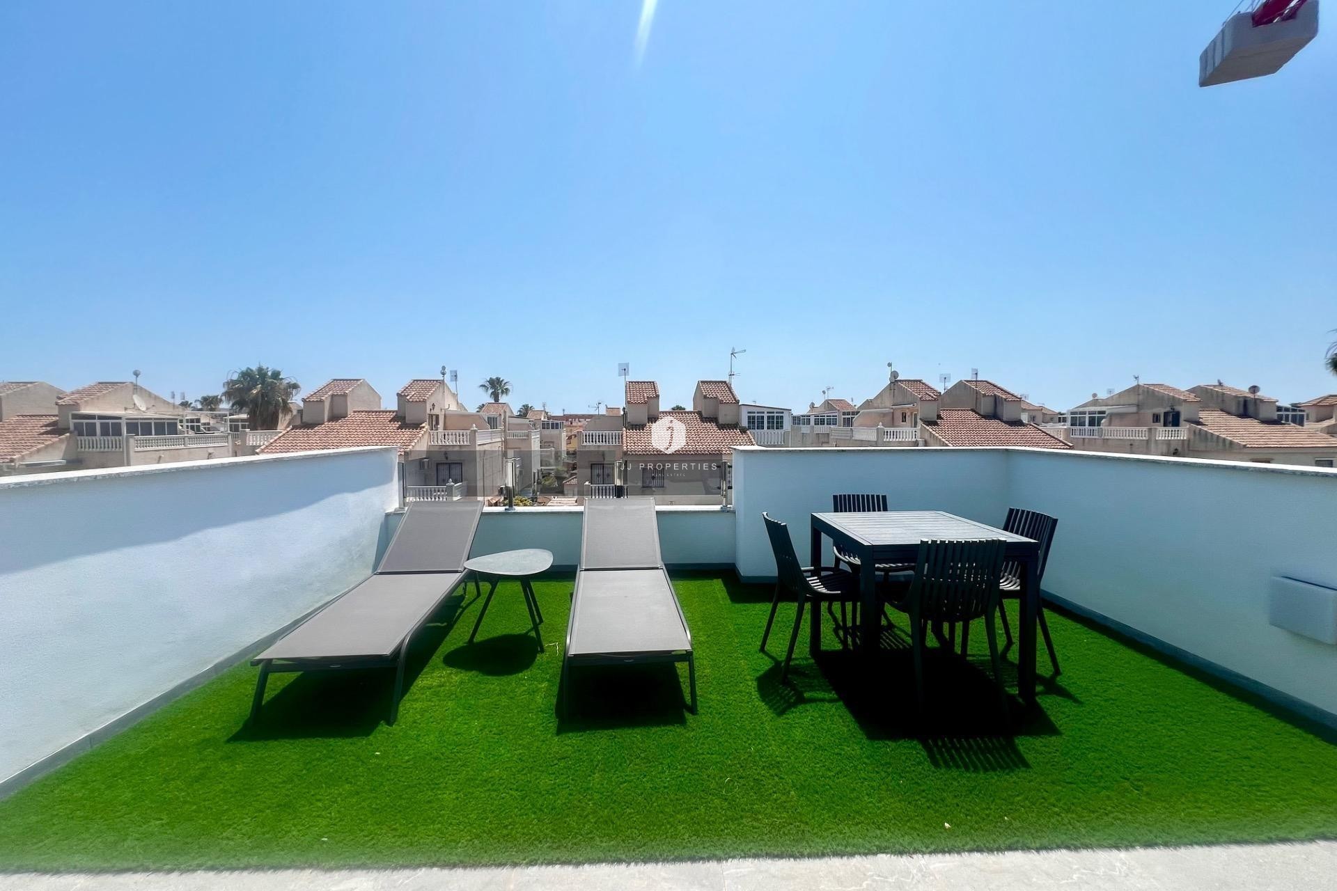 Z drugiej ręki - Villa -
Torrevieja - La Siesta - El Salado - Torreta